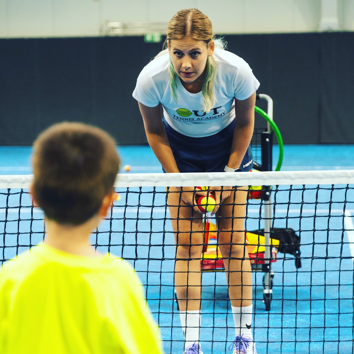 🎾 Fun Tennis Lessons with Coach Orsi! 🎾
Looking to get your little ones started with tennis or want to learn the basics yourself? Coach Orsi specializes in fun, engaging lessons for kids and beginners! 😄🎉
🏆 Build confidence, improve skills, and enjoy the game in a supportive, friendly environment. Coach Orsi makes tennis exciting for all ages!
📅 Book your spot today and get ready to serve up some fun!
👉 Tap the link in bio to sign up now! 👈
#TennisForKids #BeginnerTennis #tennisacademyinsideout #TennisFun #tenniszürich #zurich