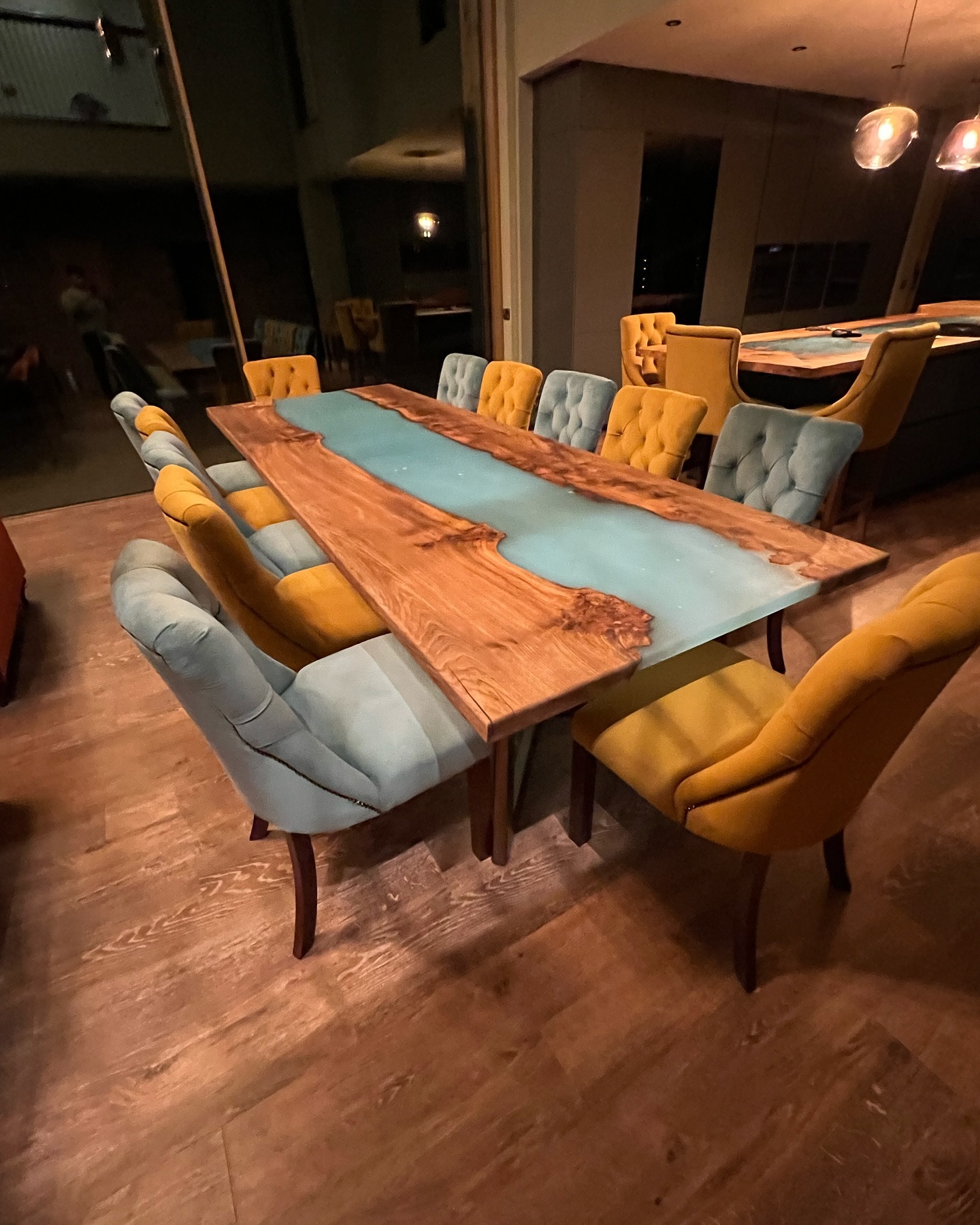 Elevate your dining experience with our stunning 1.2x3.4m elm and resin dining table. Each piece is custom-made to your exact specifications, with customisable wood types and resin colors to perfectly match your style and dimensions to fit your space.
Order yours today and transform your dining room with this unique, handcrafted statement piece. Visit our website to inquire about size, dimensions, and customization options.
Borgwoodworkdesigns.com
#BespokeFurniture #ResinTable #DiningRoomDesign #CustomInteriors #HandcraftedFurniture #LuxuryInteriors #InteriorDesign #ModernDining #Woodworking #CustomMade