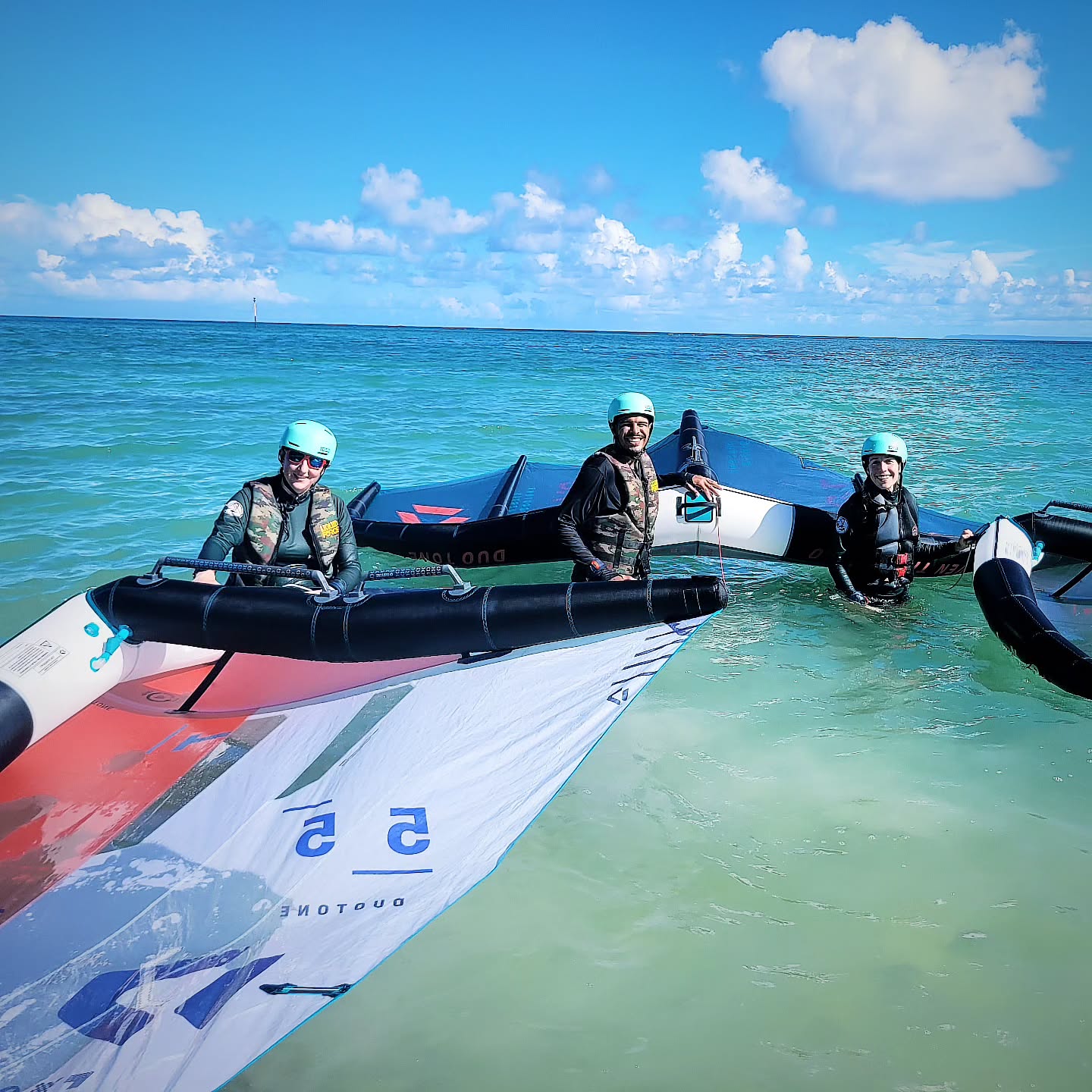 On est de retour 🏄♂️
Après une petite pause vacances, notre école de wingfoil est prêtre à vous accueillir de nouveau !
Que tu sois débutant ou presque pro ;), on propose des cours individuels pour ceux qui veulent un max d'attention et des cours collectifs pour s'éclater en groupe ! 🎉
Alors, prêt(e) à te lancer ? Réserve vite ta session au 0690 985 349 et viens rider avec nous ! ✨️
www.wingfoilschoolguadeloupe.com
#wingfoil #wing #wingfoilschoolguadeloupe #100%wing #guadeloupe #caribbean #wingfoiling #coach #karukera #wingfoillife #watersports #foiling #guadeloupeparadise #caribbeanlife #exploreGuadeloupe #antilles #