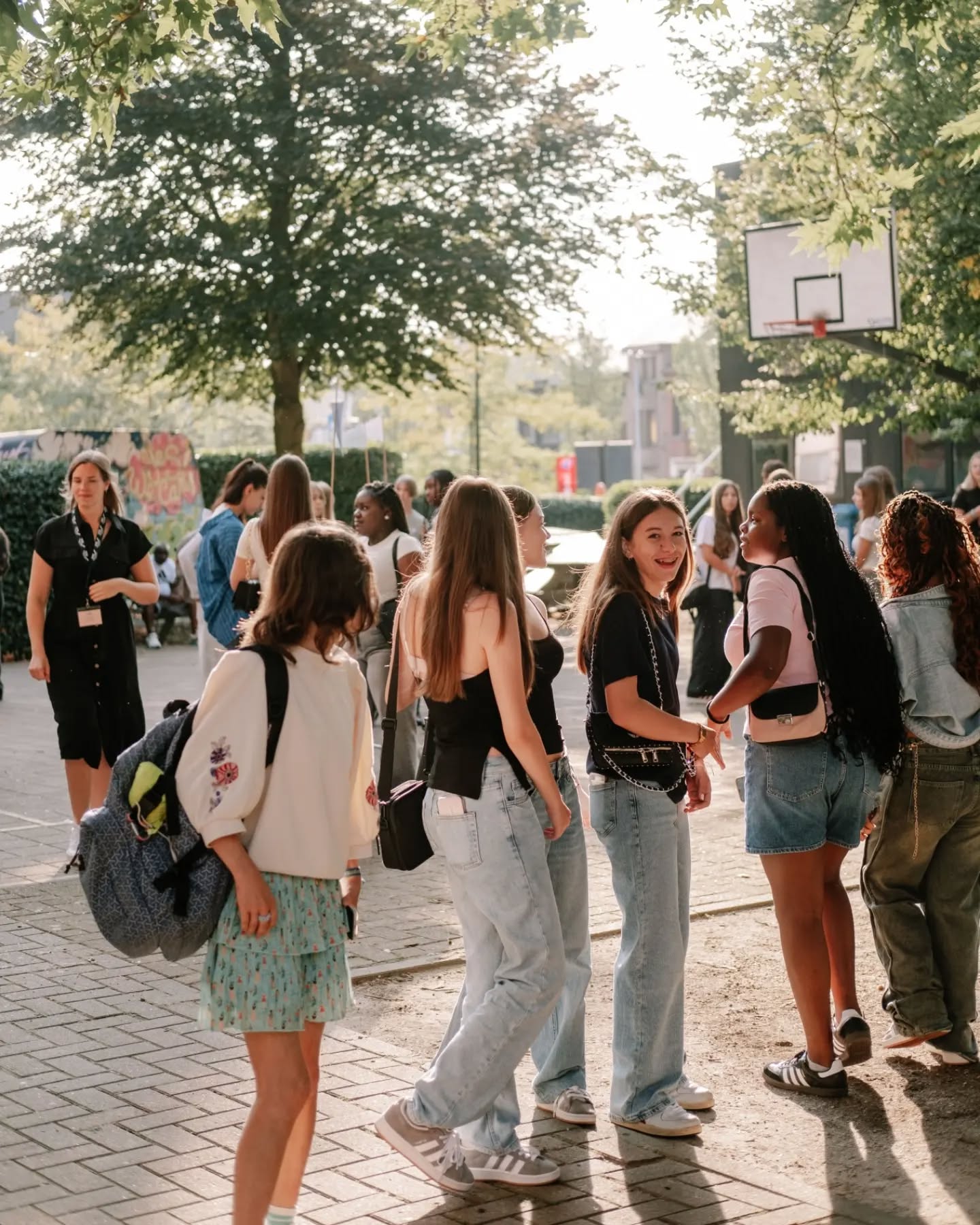 Ready, set, go! De speelplaats bruist weer van energie met enthousiaste leerlingen en leerkrachten, klaar voor een nieuw schooljaar. ๐คฉ๐ช
Wat zijn we blij om jullie allemaal terug te zien, en een warm welkom aan alle nieuwe gezichten! โค๏ธ
#backtoschool #sai #saiaalst #sintaugustinusinstituut #aalst