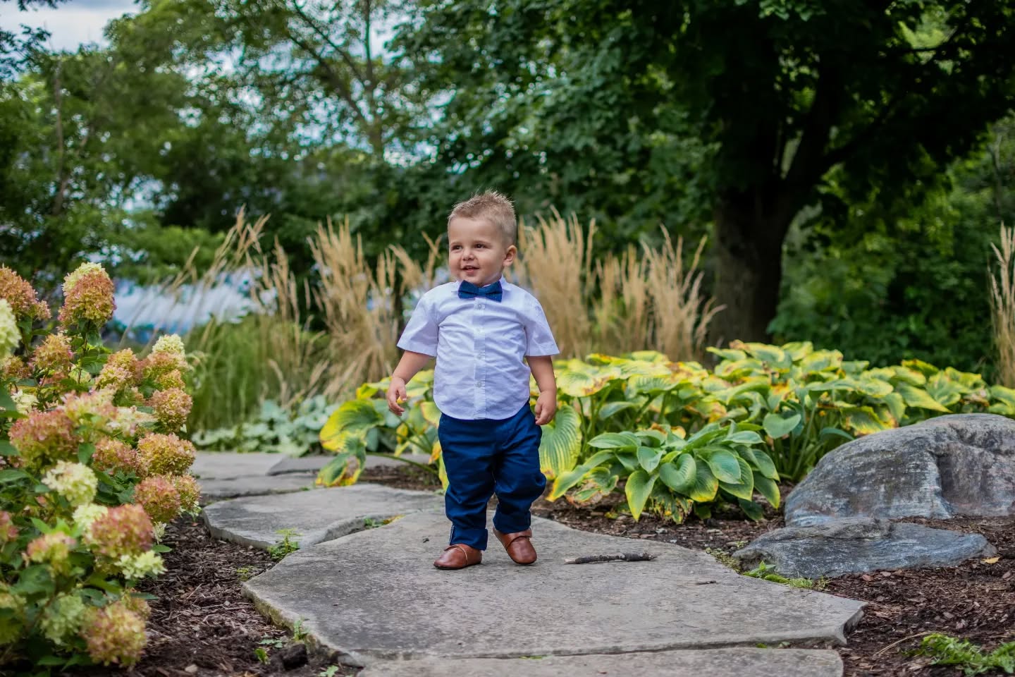 Wishing this little guy the happiest 2nd birthday!! He was an absolute natural in front of the camera! 📷🎁🎂
#FamilyPhotography #FamilyPhotos #FamilyPortraits #FamilyMoments #FamilyTime #CherishedMoments #FamilyLove #PhotographyFamily #FamilySessions #CapturedMemories #2ndBirthday #BirthdayPhotos #BirthdayPortraits #ToddlerPhotography #MilestoneMoments #BirthdayCelebration #SecondBirthday #BirthdaySmiles #CuteToddlers #BirthdayMemories