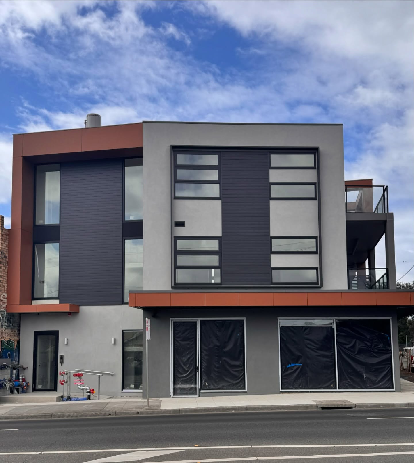 Cladding package // Spotswood