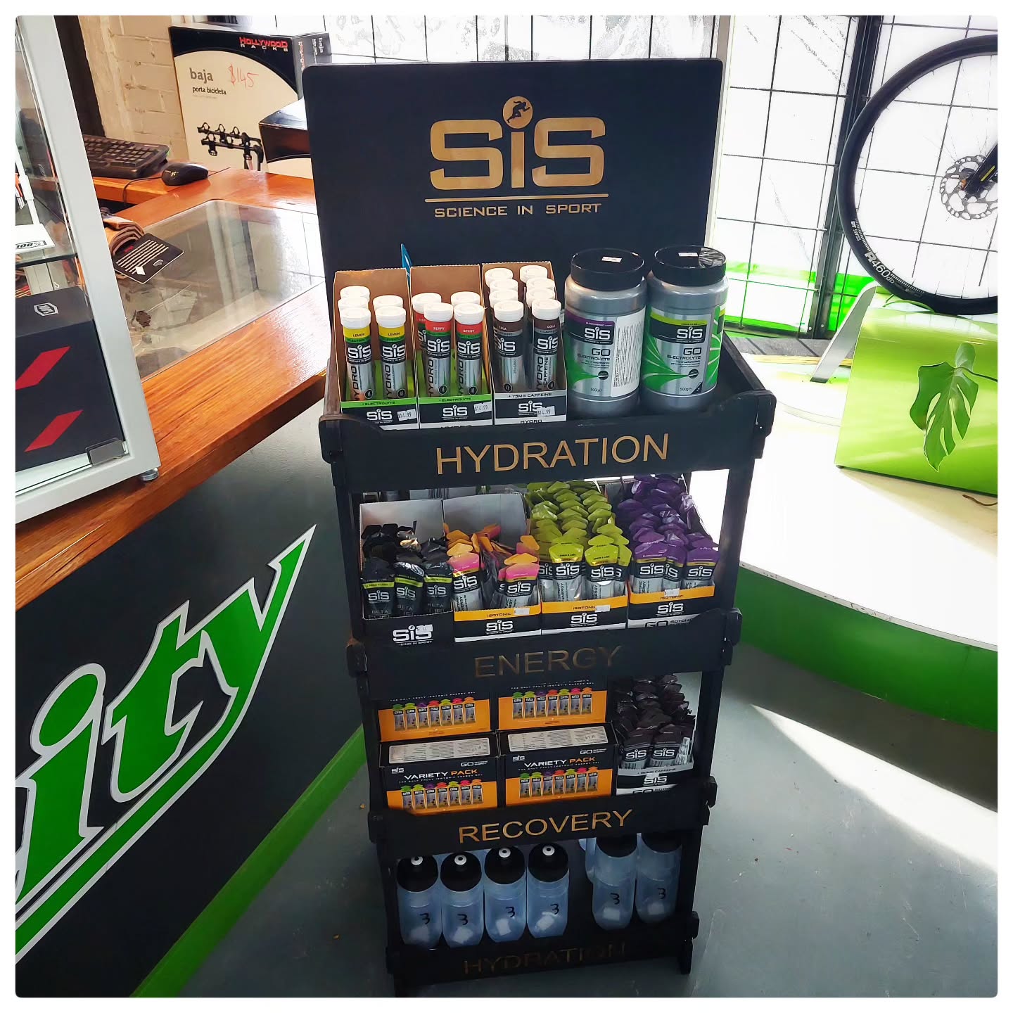 SIS Hydration station at Cycle City....If you're thirsty we've got you covered 👍
-
-
-
-
#sis #hydration #sishydration #energygel
#allsports #roadcycling #mtb #runnerscommunity
#cyclistlife #marsthontraining