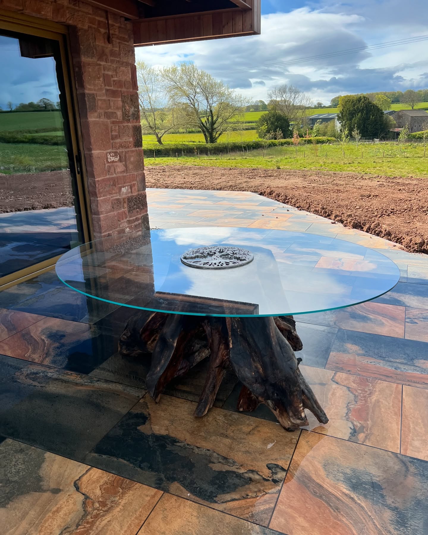 From concept to reality—this bespoke outdoor table embodies the perfect blend of elegance and craftsmanship.
We took our client’s vision and transformed it into a masterpiece that enhances every outdoor experience.
✨ Enquire with the link in our bio
#LuxuryDesign #CustomFurniture #OutdoorLiving #Handcrafted #InteriorGoals #BespokeInteriors #DesignInspiration #HighEndLiving #ArtOfDetails