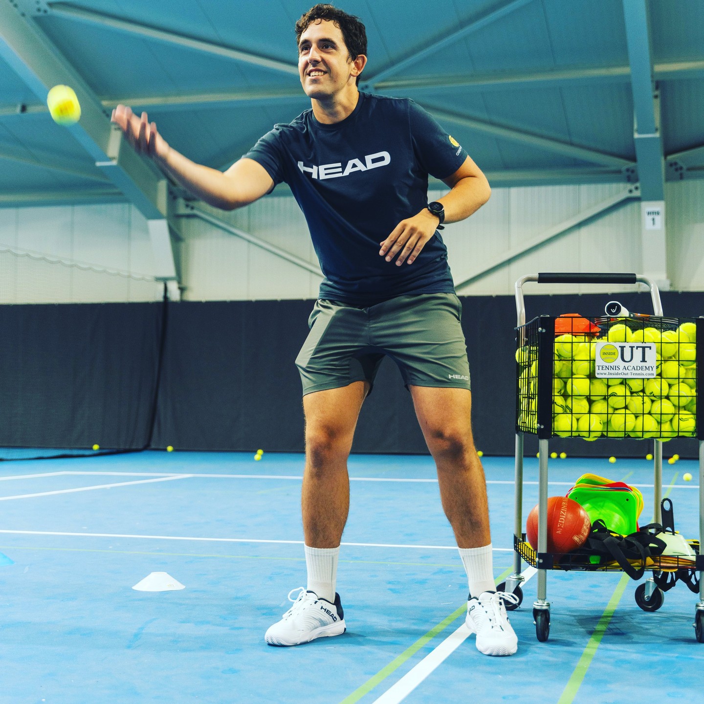 Join Coach Georgi for personalized tennis lessons! With years of experience and a passion for the game, he'll help you master your skills while having fun on the court. 😄