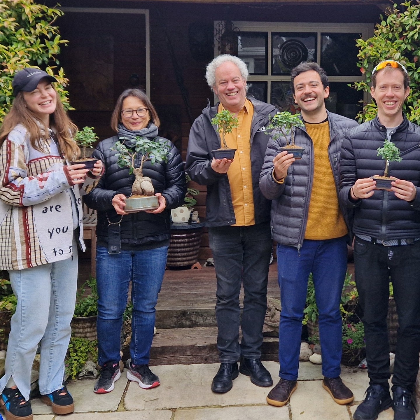 🌿 Beginner’s Bonsai Course - London 🌿
Ever wanted to create your own miniature tree masterpiece? Now’s your chance! Join us for our Beginner’s Bonsai Course and dive into the world of bonsai with expert guidance from our experienced instructors. No prior experience is needed—just bring your enthusiasm! 🌱
📅 Date: See website for details
📍 Location: London, UK
💡 What You’ll Learn:
✨ Bonsai history & philosophy
✨ Basic bonsai care and techniques
✨ Pruning, wiring & styling your own bonsai
✨ Tips on how to nurture your bonsai at home
Get ready to start your bonsai journey! Perfect for nature lovers, gardeners, or anyone looking to learn a mindful new skill.
Sign up now at makebonsai.com – limited spaces available!
#BonsaiCourse #BonsaiBeginners #LondonEvents #BonsaiLove #MindfulGardening #GreenThumb #PlantLovers #NatureTherapy #BonsaiArt #LearnBonsai