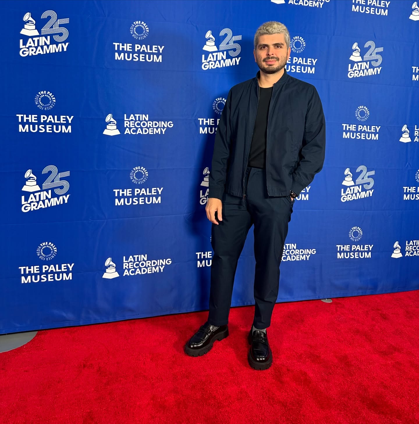 Celebrando 25 años de la Música Latina @latingrammys
#NYC #LatinGrammy #thepaleycenterformedia #LatinMusic