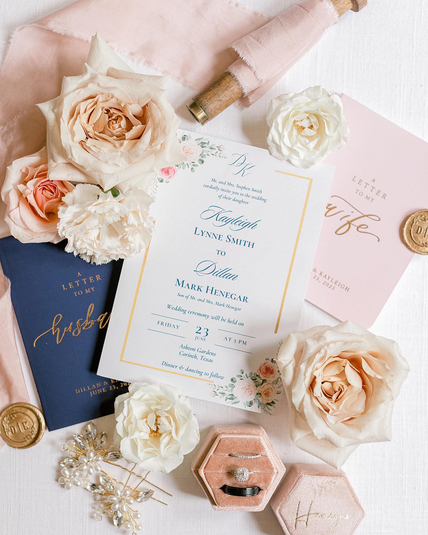 On Wednesdays we wear pink. 💕 blush and navy will always be pretty. Always.
#dfwweddings #ashtongardens #flatlay #invitationdesign #dallasweddingphotographer #dentonweddingphotographer
