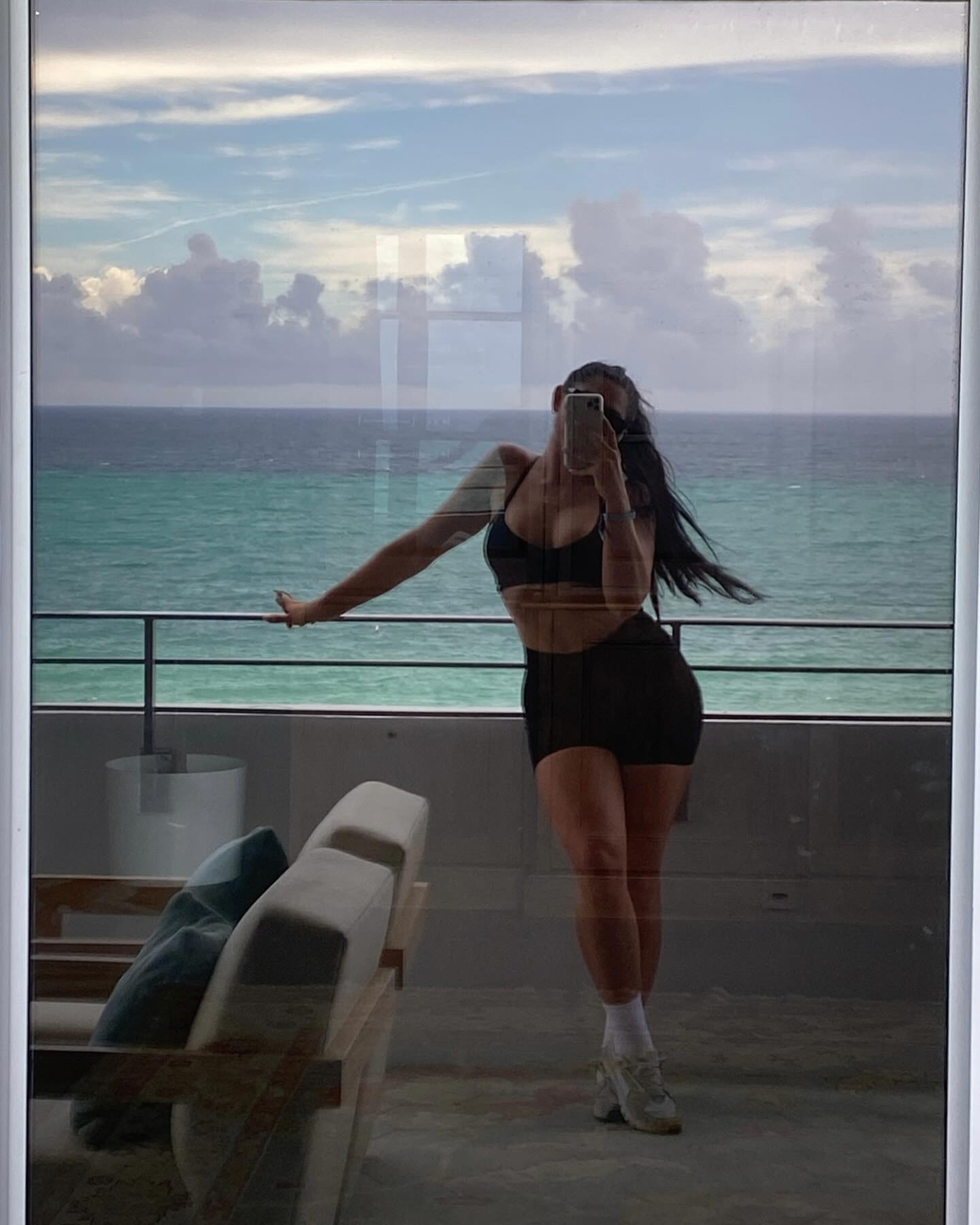 Recapping summer. Staycation in Miami hiding from everyone but myself, @laseraway, and the sunshine. 🌴