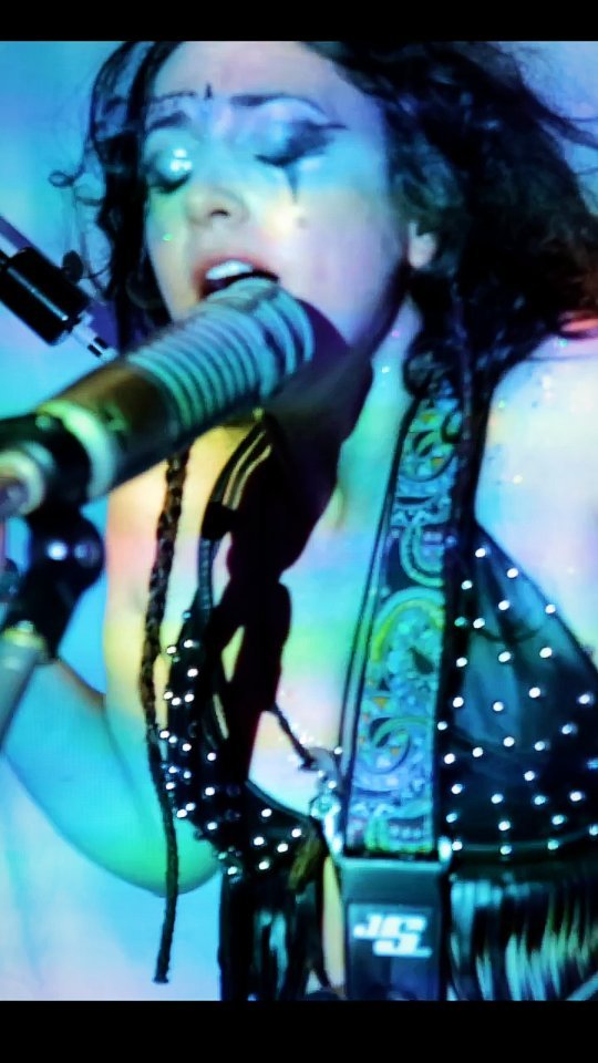 Here’s a little piece of what we recorded at @brightonelectric a few weeks ago, with @pheoebe_wigglyair , @rob_dowsett , Scott and the projector! Can’t wait to share it on stage.
Brighton => 11th of October at the Pipeline!
And if you’re not in brighton, i hope to see you along the road during my next tour!✨️🖤💖
🏴03.10 @mcchuills_glasgow Glasgow, Scotland
With @scunnurtband, @thebandochre , @chrdbl by @dirtylaundrythursdays
🏴04.10 The cellar , @nooseandmonkeyaberdeen , Aberdeen, Scotland by @stompingroundgigs with @bratcovenband
🏴11.10 @Thepipelinebrighton England
for @analternativegathering with @antifasupersoldierbandf, @katja_macabre and @officiallamiia
🏴08.11 The Alex, Chatham, England
🏴23.11 Leo’s Red Lion, Gravesend, England
For Beastfest @m2m_kent with @blindriveruk, @prymabanduk and @giantwalkerbannd
🏴01.12 @ladyluckbar , Canterbury , England
Acoustic:
🏴21.09 @theflowerpotpubmaidstone Maidstone, England
With @davidjames_rumsey and @finelimemusic
🇳🇱30.11 De Nieuwe Anita, Amsterdam, Netherlands
🇫🇷18.12 Radio RDWA, Die, France
🇫🇷22.12 Radio Déclic, Tournon, France
.
.
.
#singersongwriter #projector #tour #musictour #bandontour #livemusic #artwork #singersongwriterofinsta #voice #singers #etherealsinging #ethereal #brighton #livemusicinbrighton