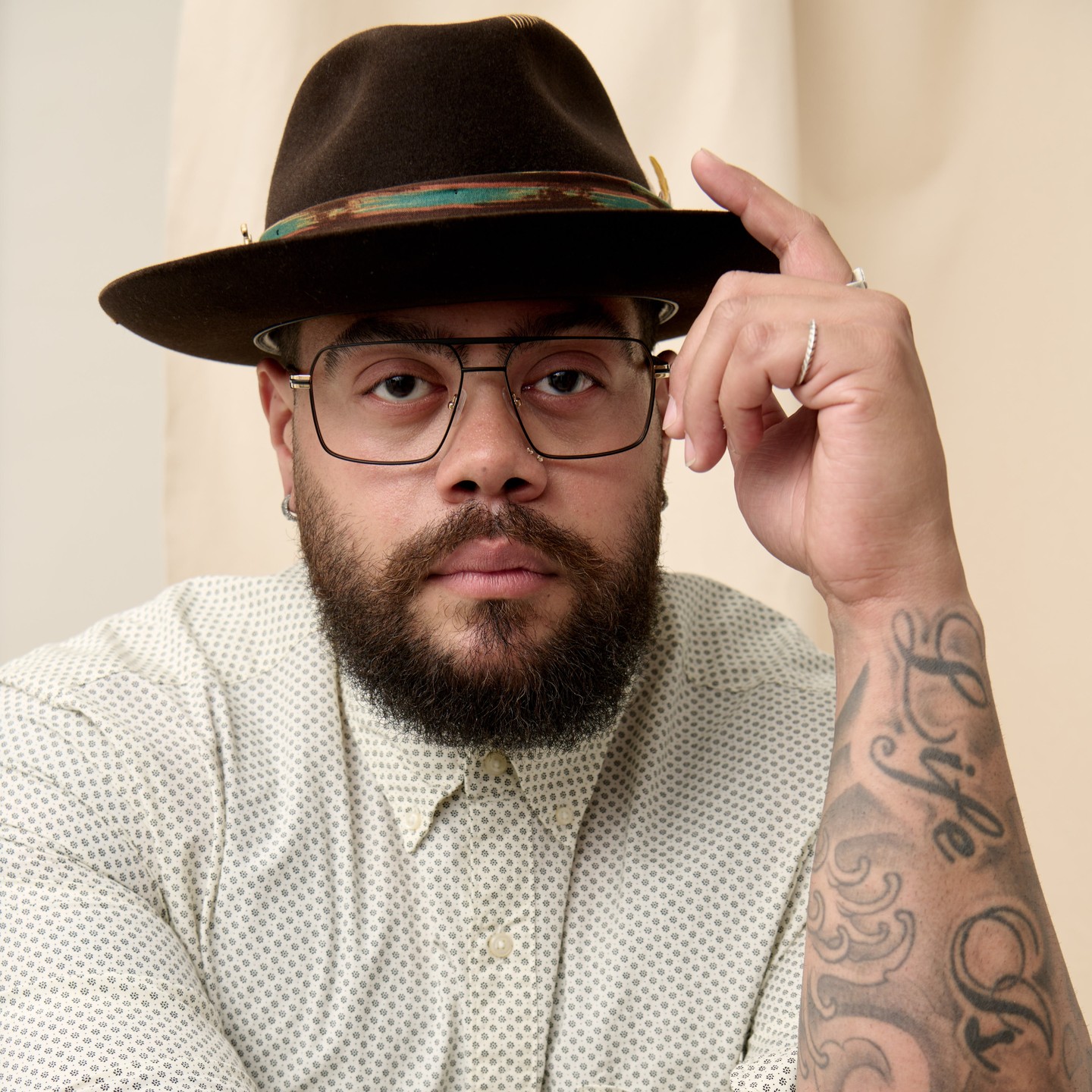 ClearVision Optical is launching a new brand, Uncommon, for men who are confident in their purposeful approach to fashion. The attainably priced collection offers innovative designs, extraordinary attention to detail, and premium materials such as high-grade acetate, titanium, beta titanium, and stainless steel.
Frames: XL
Made for men who need a roomier fit with the sizes they need and the styles they love.
These frames feature eye sizes up to 62 and temple lengths up to 160 mm.