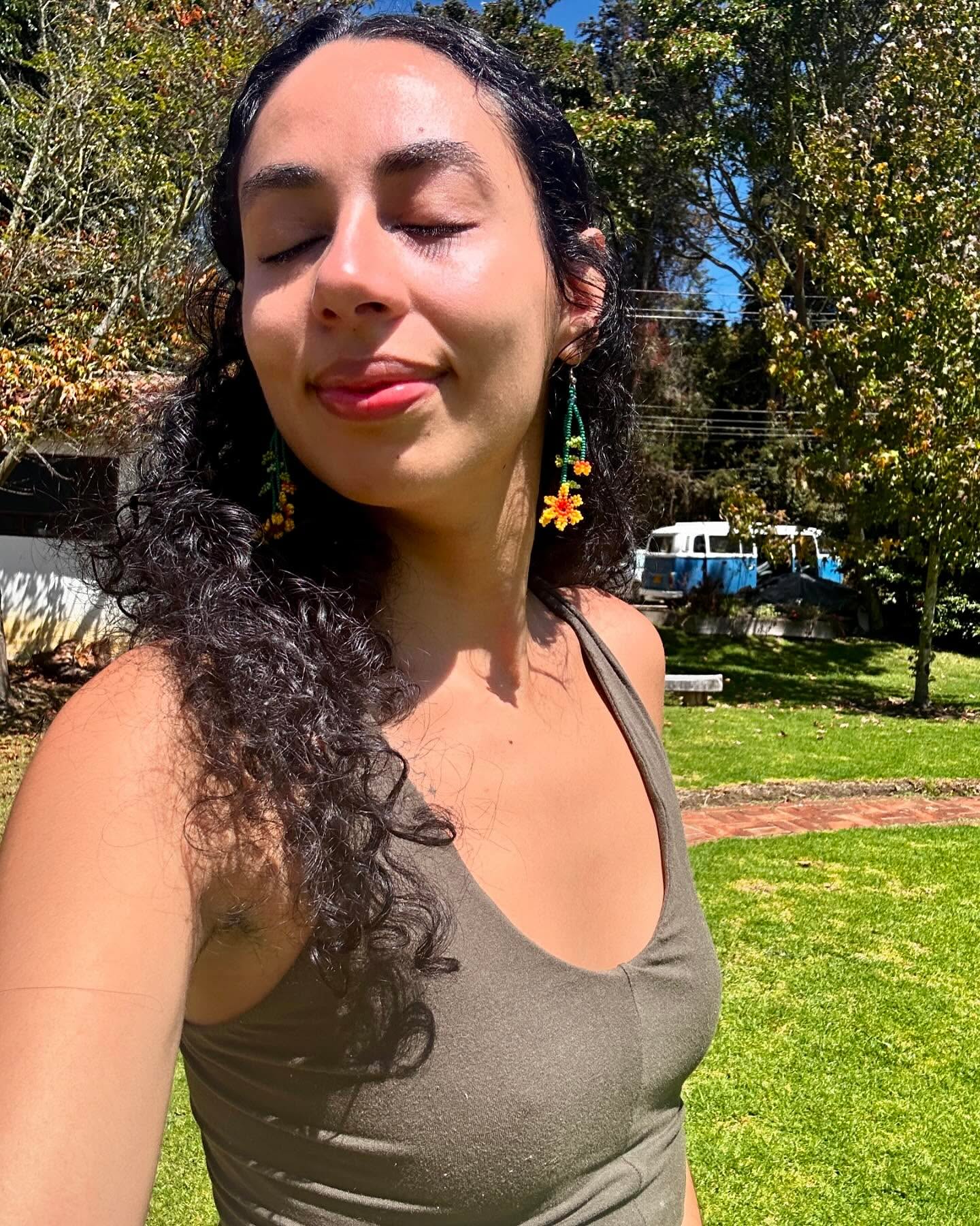 in deeeep integration after a beautiful week-long immersion connecting with the elements, our ancestors, plant-medicines, and just as importantly our own flesh & bones 💫
here’s part of my story guided by some photos:
1. soaking in the sun near the lands where abuela teresa birthed abuela yvonne in her home with a partera
2. while creating a copalera (incense holder), we each randomly chose pieces wrapped up in paper to include in our despacho (earth offering) and i happened to pick mushrooms that were reflected in my notebook gifted by my sister & brother in law just days before
3. mi maestra hermosa @_aya_ora_ con su hija bella. so much love for you sister <3
4. hiking & learning about native plants with @s0human
5. learning about the stories, emotions, & ancestral energy our bodies hold with @sewa_origen with little babies blessing us with their giggles & special way of communicating
6. herbal compress we each made with the herbs that intuitively called to us
7. warming up the compress for self abdominal massage to bring warmth to our wombs
8. @_ayasham_ tending to the fire for our clay pieces
9. our group despacho ready to be offered to the land along with our clay pieces
10. my copalera ~ one of the few that survived the fire & one of my most sacred items to date
i have no other words other than pure gratitude for this lifetime that led me to @seedtobody and her wisdom 🌀