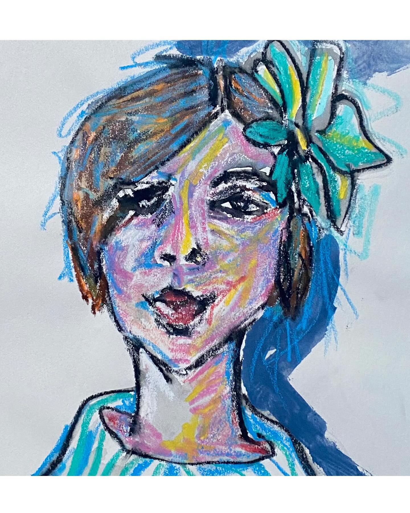 #portrait #artgallery #abstractart #contemporaryart #femaleartist #24x24cm