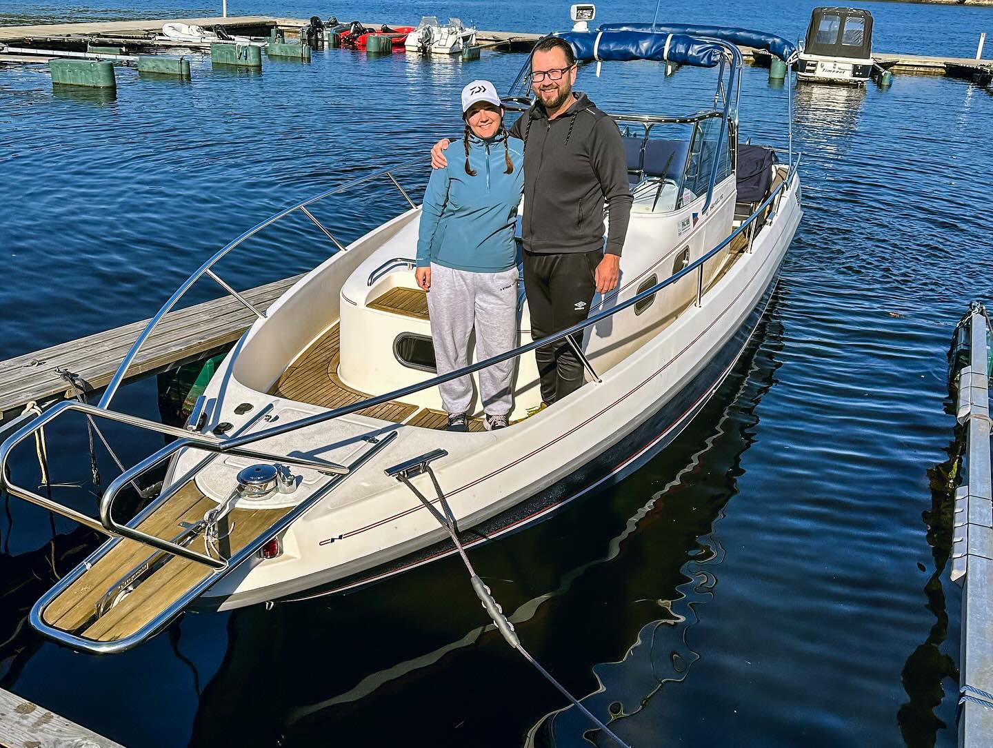New boat! Yesterday we picked up a 2005 Nimbus 29 Nova with a Volvo Penta D6 310hp inboard engine. We headed out from Kongshavn and arrived at Svelvik some 4,5 effective hours later doing 25 knots the entire trip. Now the boat will be equipped with electronics from Humminbird and Minn Kota and new offshore fishing adventures awaits! 🤩🎣
.
.
.
#nimbusboats #nimbus29nova #saltlife #boating #volvopenta #boatproject #offshorefishing #havfiske #båtliv #saltvannsfiske