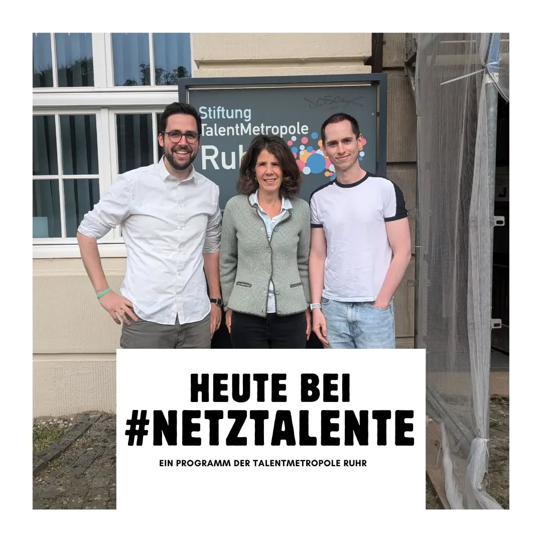 Bei #netzTalente geht es um Projeke, die dieselbe Didaktik verfolgen, für die ich brenne – auch wenn ich mich bisher stärker auf Deeper Learning konzentriert habe. Der Austausch mit Katharina und Yanni war deshalb eine wertvolle Chance, voneinander zu lernen und neue Perspektiven zu gewinnen. Das führte schließlich dazu, dass ich eine Fortbildung in ihrer Reihe geben darf, bei der es um die Bewertung von Demokratie- und Projektlernen im Service-Learning geht.
#demokratischhandeln #lernen #schule #schuleneudenken #talentmetropoleruhr @talenttageruhr