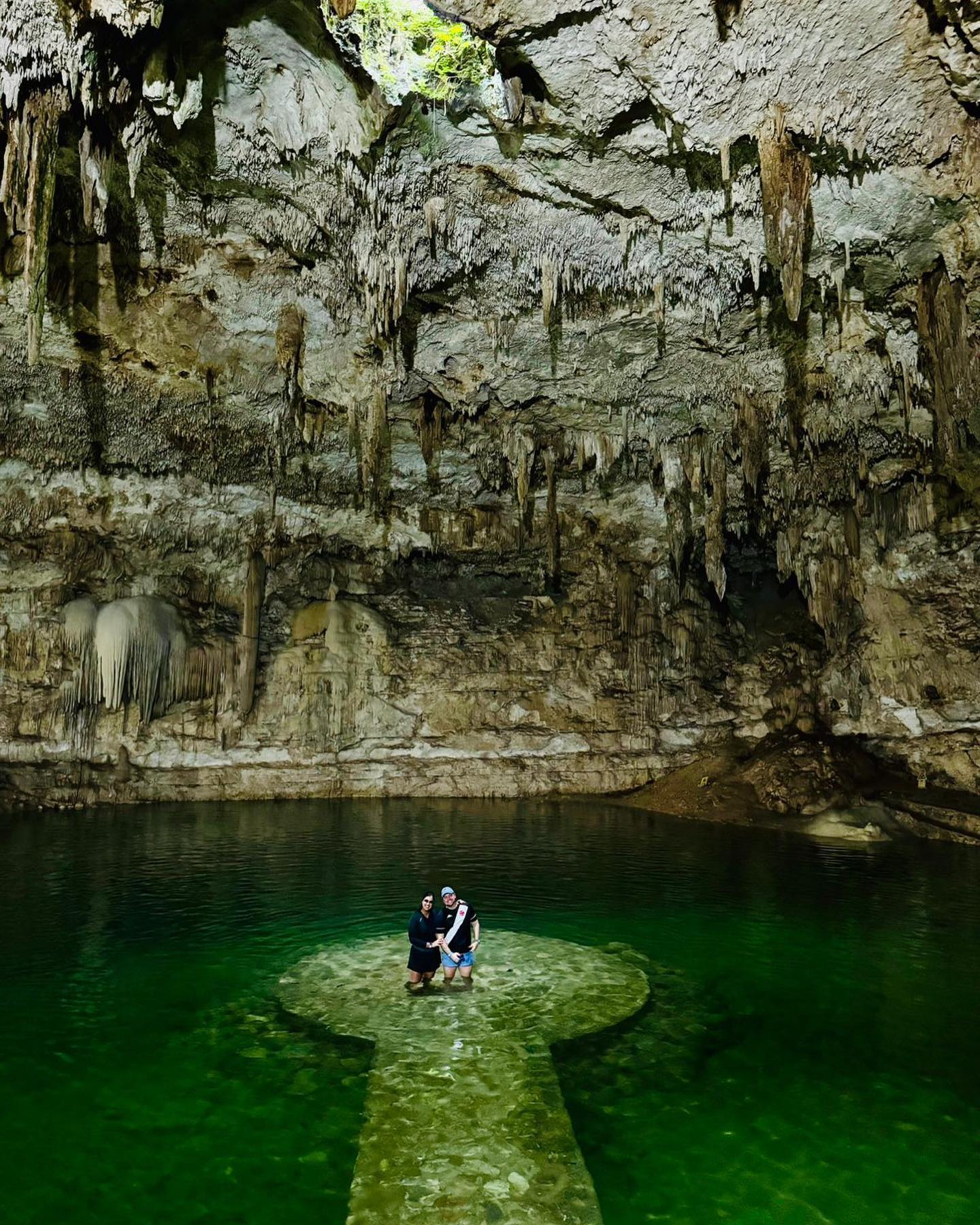 Começando a semana com esse espetáculo de fotos!! 😍🤩
Mais uma viagem da querida @tatitamburini aqui com a gente! 🫶
Dessa vez, ela e Felipe estiveram em Cancun, Playa del Carmem e Tulum. ☀️🌴
Sempre um prazer ajudar nas viagens de vocês, Tati! 💙Até a próxima! ✈️ #utopicosmundoafora #cancun #mexico