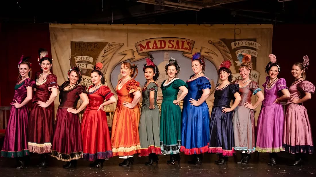 We've got the prettiest dancers in the most colorful dresses 💜❤️💛🧡💚🩵🤎💙🩷
#cancan #lecancanbijou #dancer #artist #performance #dance #dancing