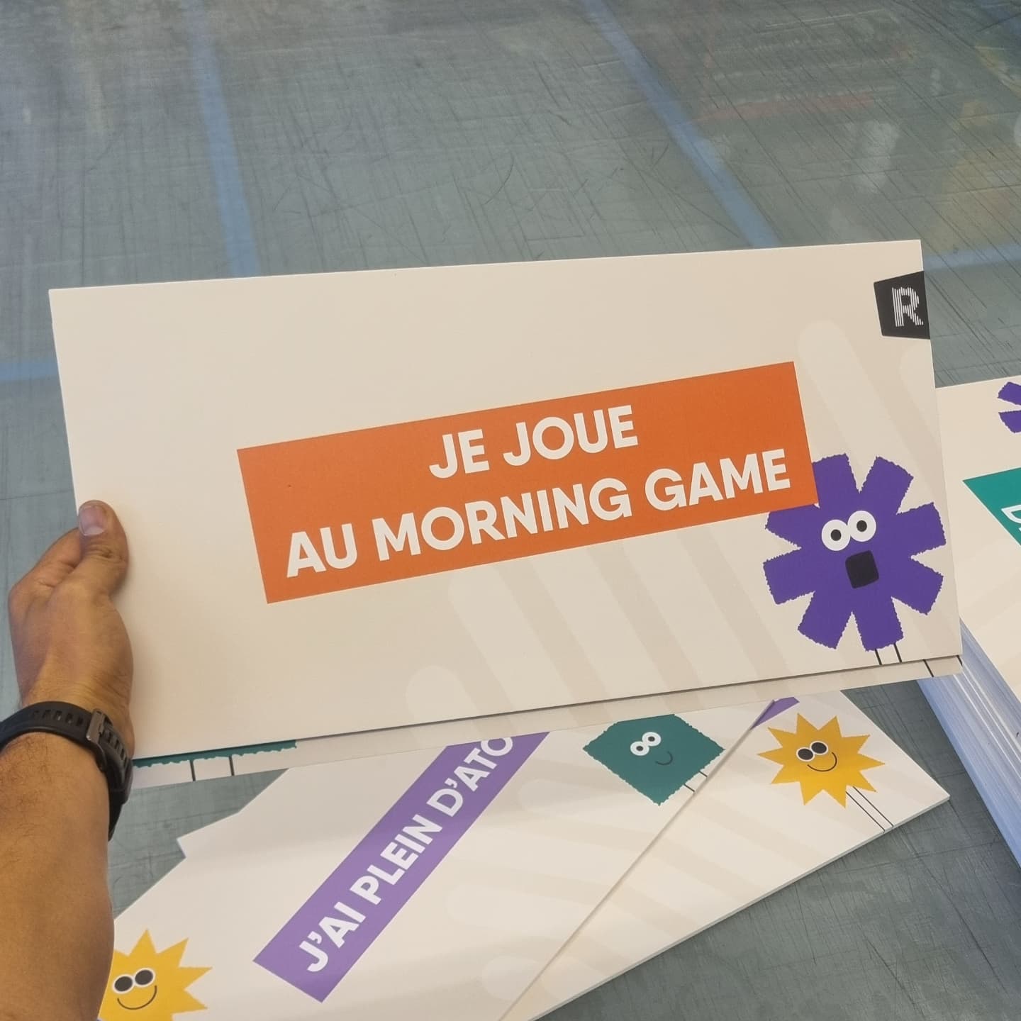 Vous les avez reconnus ? Production des panneaux de la Foire du Valais pour @rhonefm_officiel