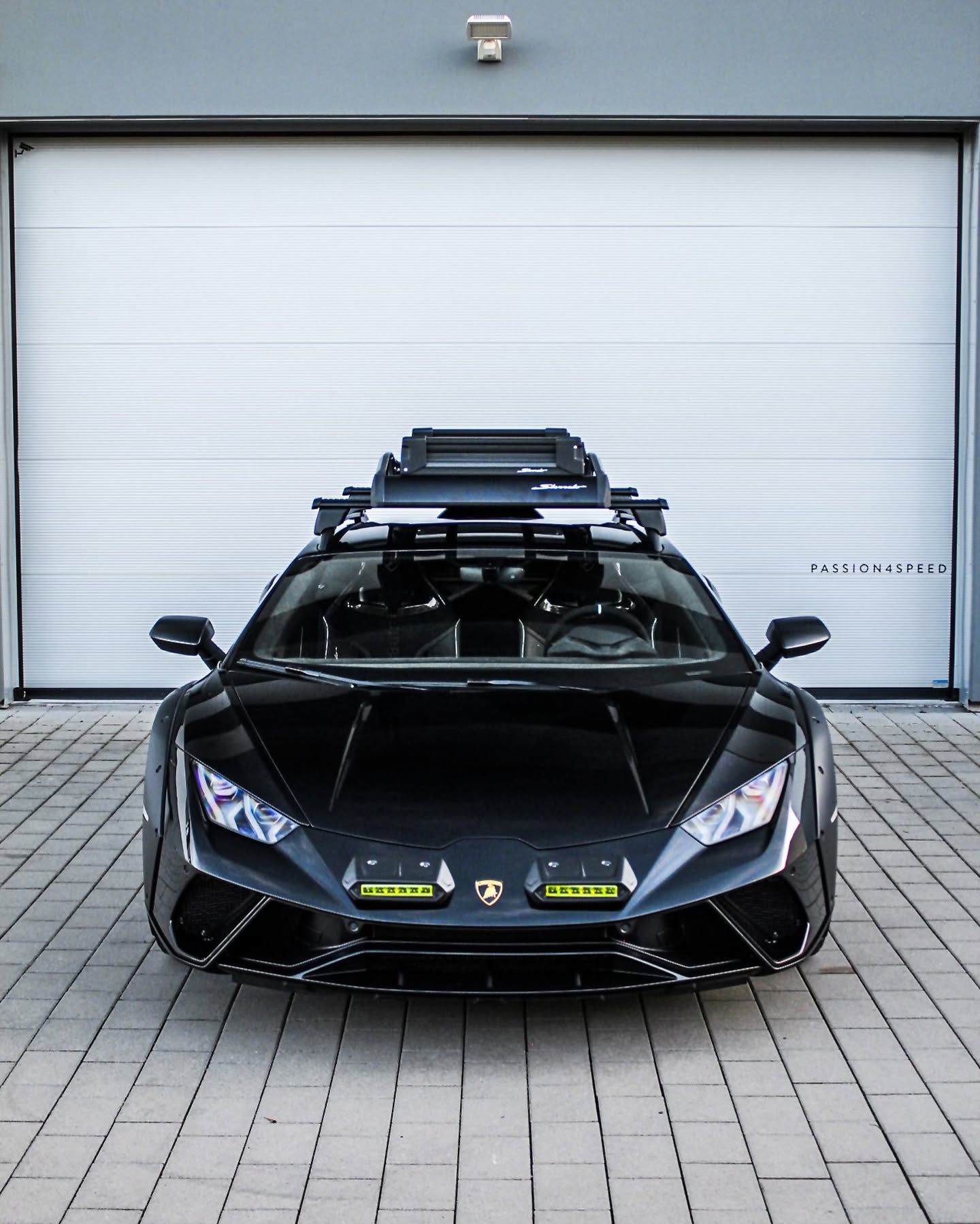 Lamborghini Huracán Sterrato
- Motor: 10-Zylinder V-Motor
- Hubraum: 5.204 ccm
- Leistung: 449 kW (610 PS)
- Getriebe: 7-Gang Automatikgetriebe
- Antrieb: Allrad
- Leergewicht: 1.470 kg
- Beschleunigung (0 - 100 km/h): 3,4 sec
- Höchstgeschwindigkeit: 260 km/h
Not for Sale
#lamborghini #lamborghinihuracan #lamborghinihuracansterrato #huracan #sterrato #lamborghiniclub #lamborghinimotorsport #limited #passion #speed