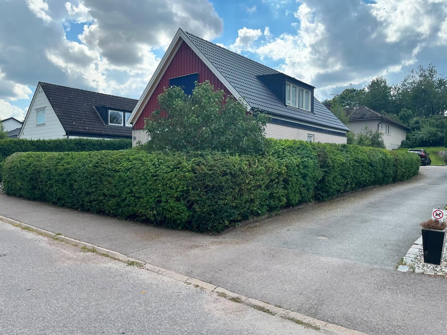 Förbered din trädgård inför vintern 🍁🍂
✅ Använd ditt rutbidrag vid betalaning
🔸Häckklippning
🔸Trädbeskärning
🔸Ogräsrensning
🔸Gräsklippning
🔸Lövrensning