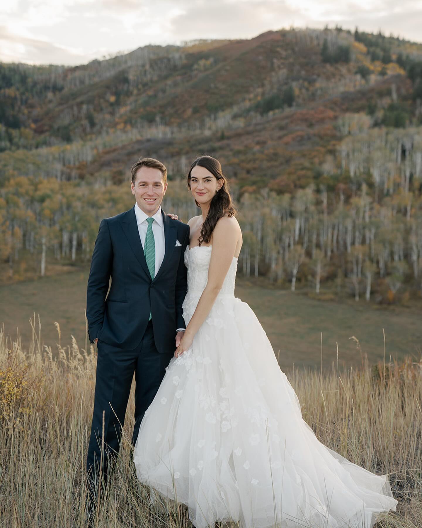 me and my husband 💛
📸: @jessleighphotographer