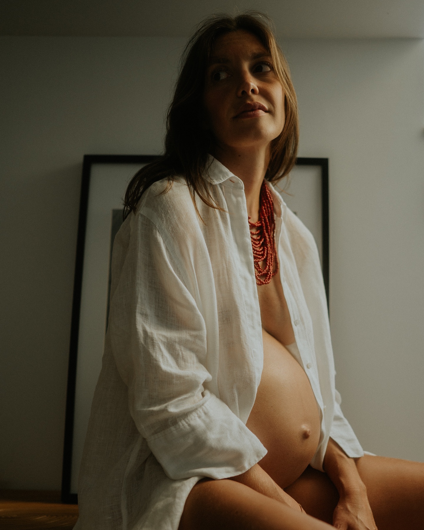 Home session with C&A last August ✨
As much as I adore photoshoot into the wild, I absolutely love at home sesh!
Discovering your interior, your intimate space where you are the most at ease.
Ready to shine?
Book your cosy winter home photo session now.
More info on clairewisefoto.com
#photographenice #photographegrossesse #pregnancyphotography #maternityphotography #motherhoodunplugged