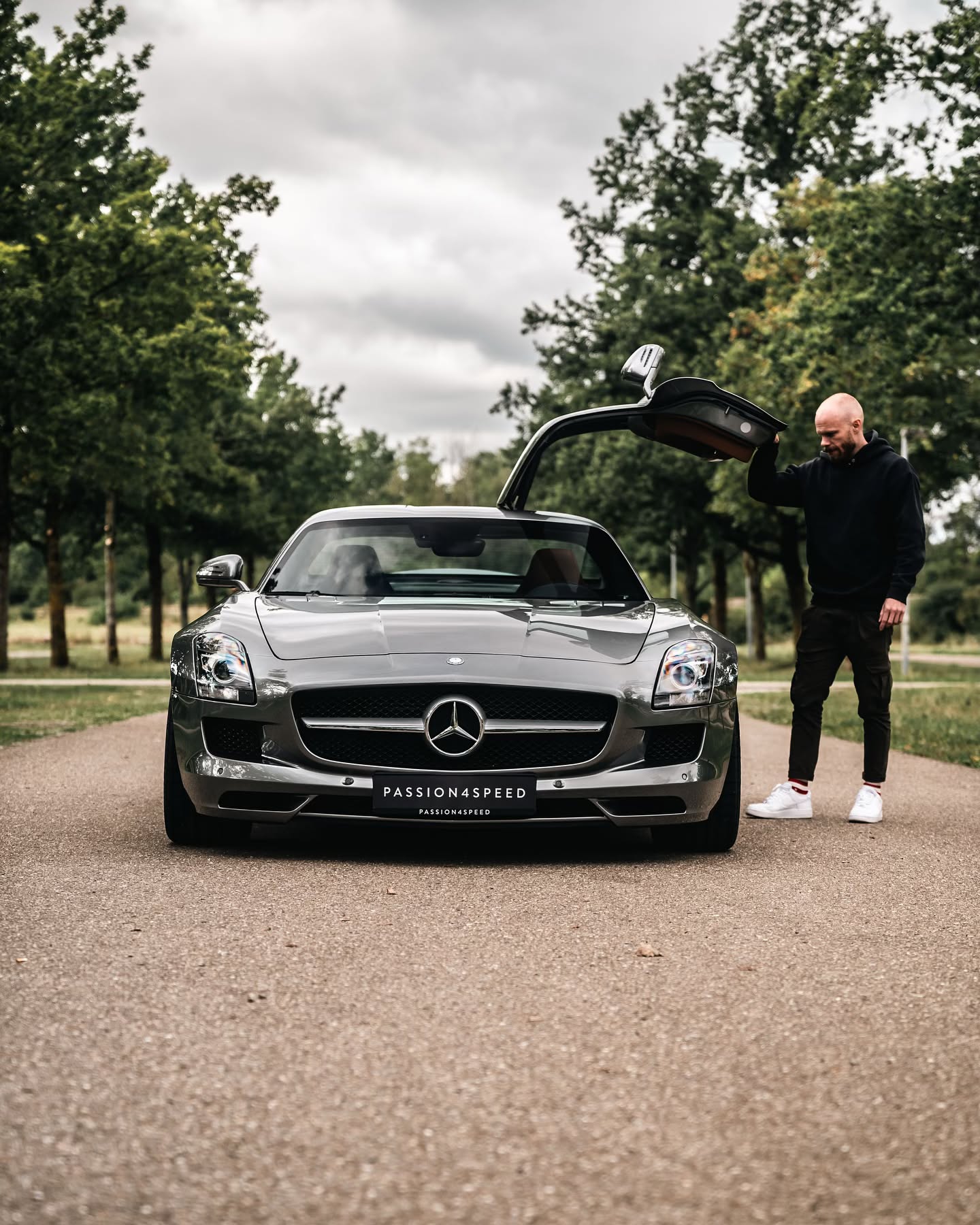 Gullwing
Mercedes-Benz SLS AMG Coupé
Sold!
#mercedes #mercedesbenz #mercedesamg #mercedesbenzamg #mercedesbenzslsamg #sls #slsamg #gullwing #mercedeslovers #amg #amgperformance #passion #speed