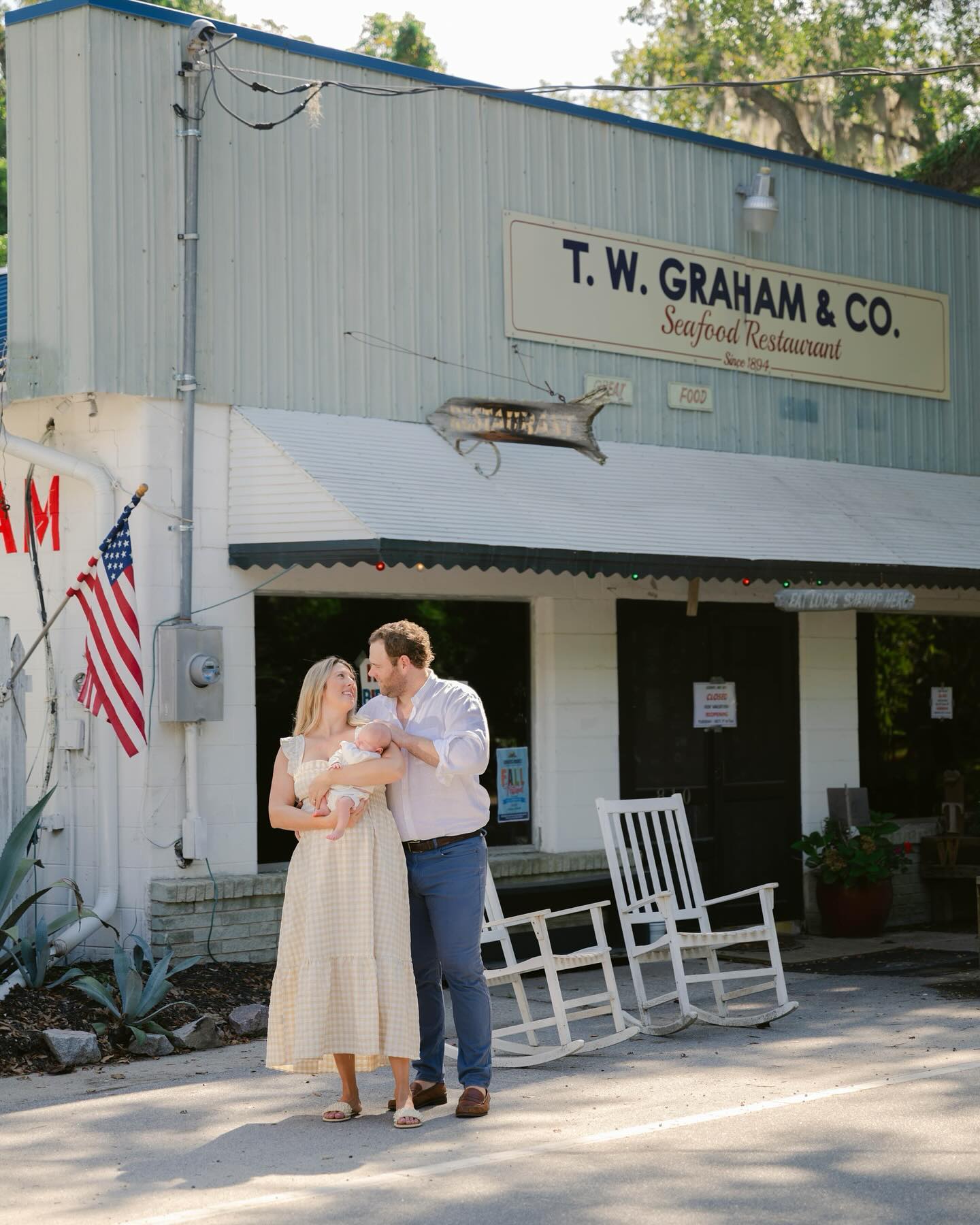 From shooting their engagement photos, to welcoming home Poppy Louise, I’ve loved capturing some big moments for the Page family 🫶🏻 It was extra special to highlight their lovely small town, McClellanville, in this newborn shoot.