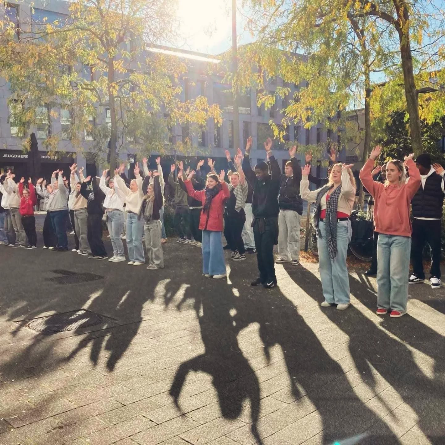 Of de 2-daagse een schot in de roos was? Oordeel zelf maar! ๐ฏ
Van uitdagende activiteiten tot ontspannende momenten met klasgenoten, het was voor iedereen een top-ervaring. ๐คฉ
We zijn trots op de enthousiaste inzet van onze leerlingen รฉn leerkrachten die van deze 2-daagse een onvergetelijk avontuur maakten! ๐โจ
#tweedaagse #sai #saiaalst ##sintaugustinusinstituut