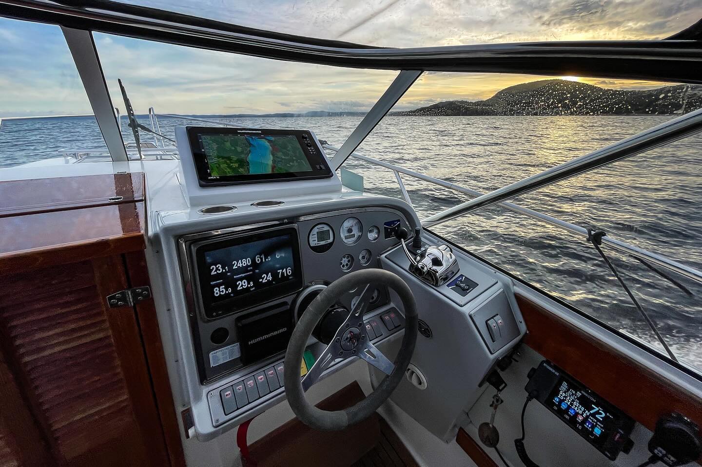Out cruising with the new boat. 😀👍🏻
#nimbusboats #nimbus29nova #saltwaterfishing #seafishing #havfiske #boating #saltlife #humminbird