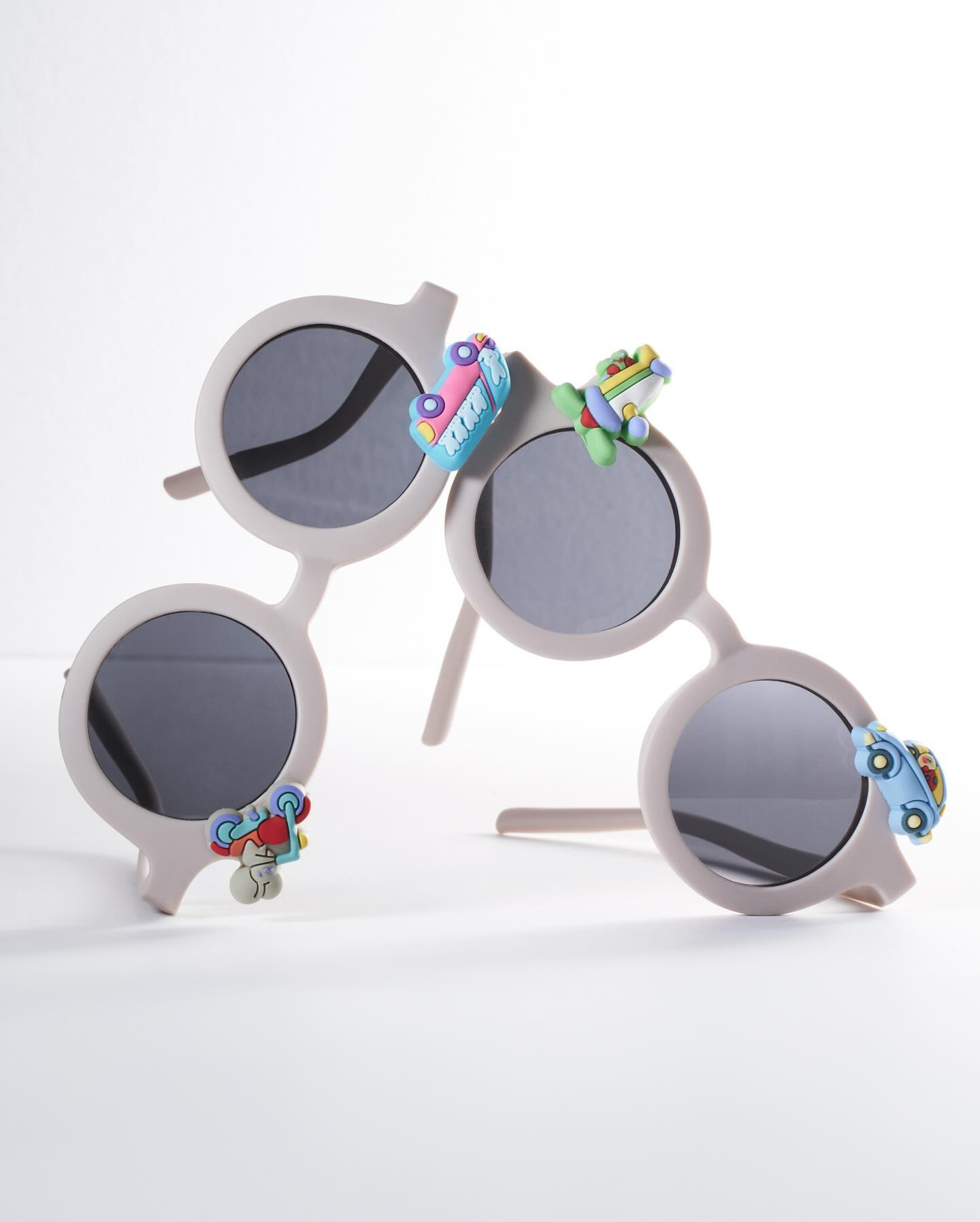 ¡Viaja con estilo junto a Sumsun Vehicles! 🚗✨ #Sumsun #summies #vehicles #gafasdesol #gafas #vehiculos