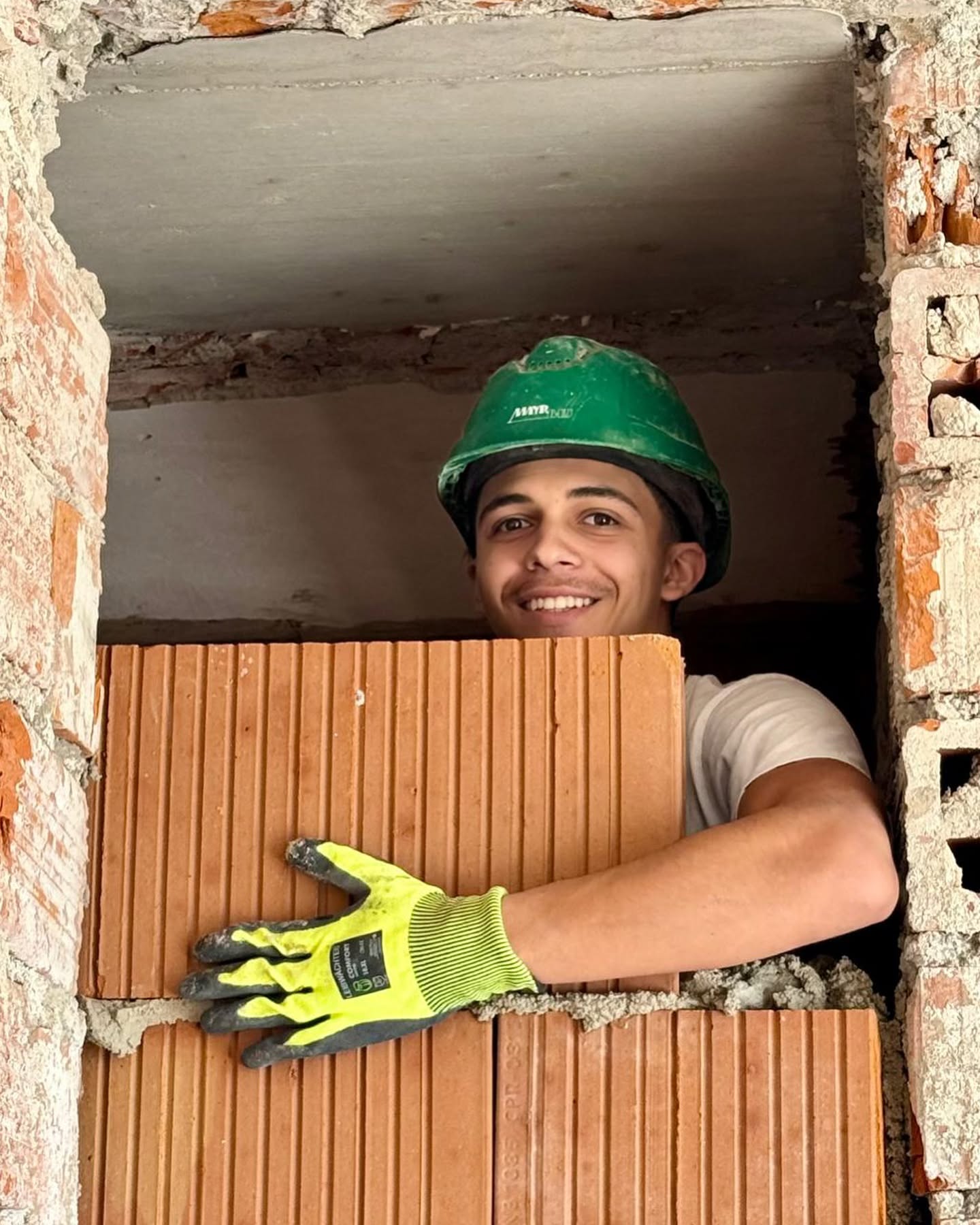 Du bist auf der Suche nach einer SCHNUPPERLEHRE? Dann bist Du in der Lehrlingsschmiede der Firma Mayr Bau genau richtig! Wir freuen uns auf Deine Bewerbung!
#lehreambau #lehrlingsschmiede #steyr #mayrbau