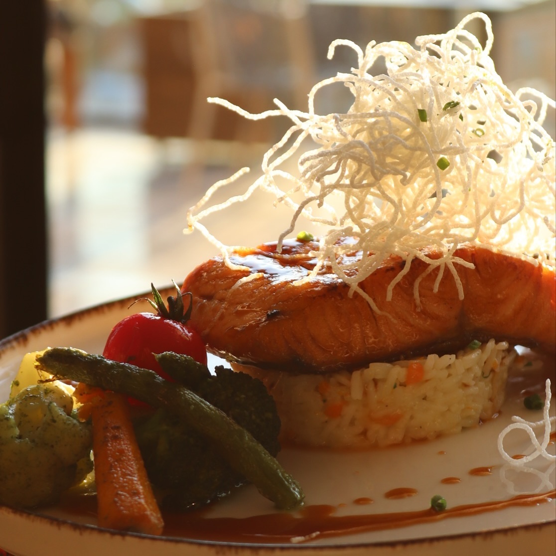 Have you hit up the teriyaki salmon?
#neuesRestaurant #rust #europapark #epark #genuss #genussmomente #comingsoon #gourmetküche #feinschmecker #kulinarik #erlebnisgastronomie