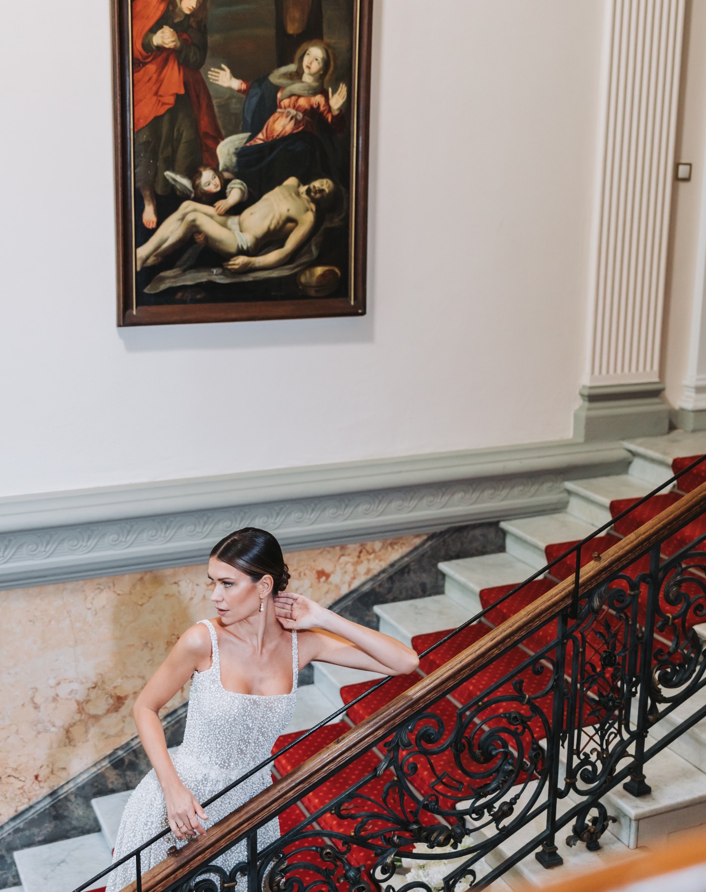 ✨ Ein Shooting in der Villa Stella Rheni ✨ Was für ein traumhafter Tag!
.
.
.
Konzept und Planung: @sparkleandshine.wedding @karinawiebe_photography
Videoteam: @mosaiquephotography
Workshop Hairstyling: @thanhthanh_n / @ninaempacher_stylist
Floristik: @hochzeitsbouquetterie
Brautkleider: @herzbraut
Location: @stellarheni
Papeterie und Willkommensschild: @kleinekarte
Sitzplan: @verleihliebe.maria
Italienische Teller: @hochzeitsdekoration
Stühle: @dekodesignwittenberg
Schmuck: @dalou_jewelry
Models: @katykokol
#hochzeitsfotograf #hochzeitskleid #hochzeitsinspiration
#hochzeitsideen #hochzeitsfotos #hochzeitsfotografie
#hochzeitsfotograf #wedding #weddingday #weddingphotography #weddinginspiration #weddingphotography #weddingphotographer #stellarheni