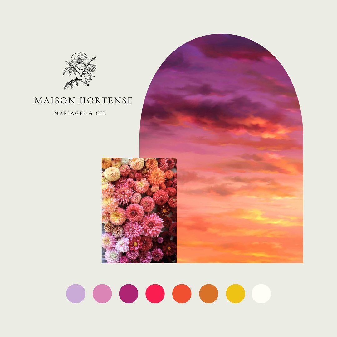🌸 Actuellement en pleine préparation d’un shooting d’inspiration, je m’imprègne des nuances des couchers de soleil d’automne. 🌅
S’inspirer de la nature... pas très original me direz-vous. 🍁
Pourtant quand on s’attarde un instant, c’est là que se trouvent les plus belles harmonies. Les couleurs changeantes, la lumière qui évolue ... Chaque saison nous offre un nouveau tableau, une nouvelle histoire à raconter. Parfois, il suffit de s’arrêter et d’admirer. ✨
#AutumnSunset #MaisonHortense #WeddingDesigner