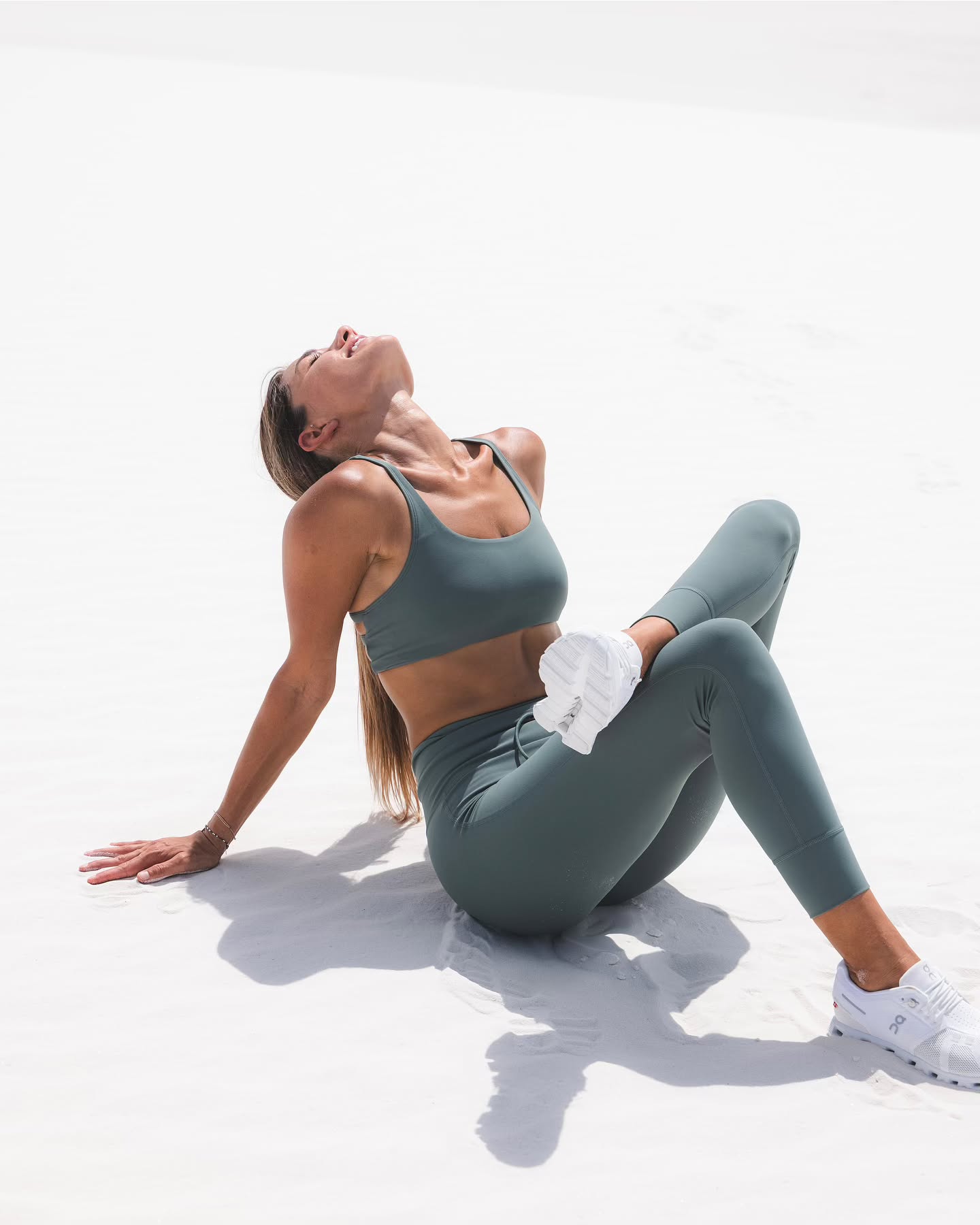 Inspired by nature. Dress with purpose.
Here is another batch of shots we made with @webslauren in White Sands National Park as a spec for @vuoriclothing 
@toaststudios #spec