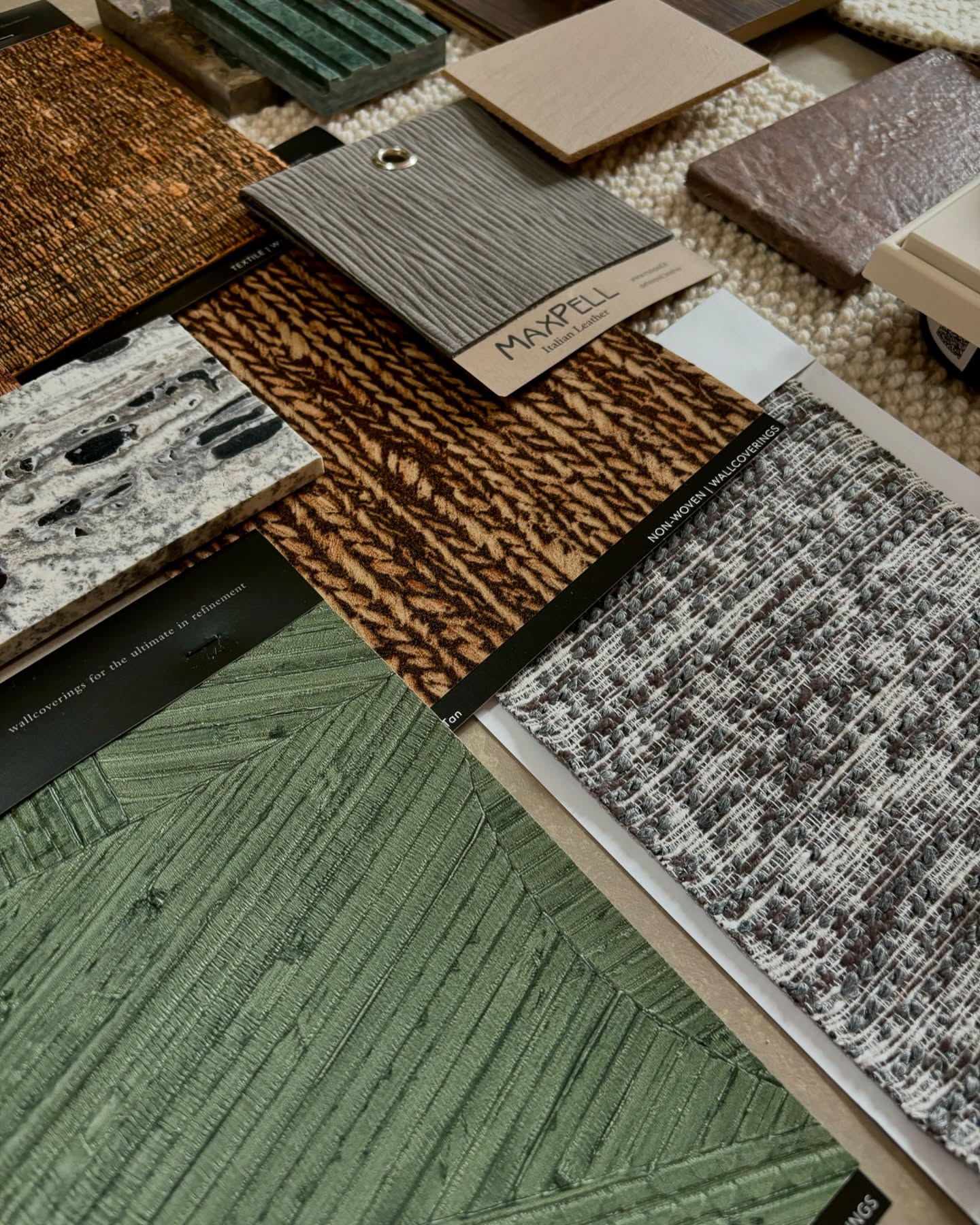 Mood creation
#interior #interiordesign #bespokeinterior #architect #archilovers #archidaily #homedesign #homedecor #homedecoration #instahome #interiorlovers #interior123 #mood #vibe #moodboard