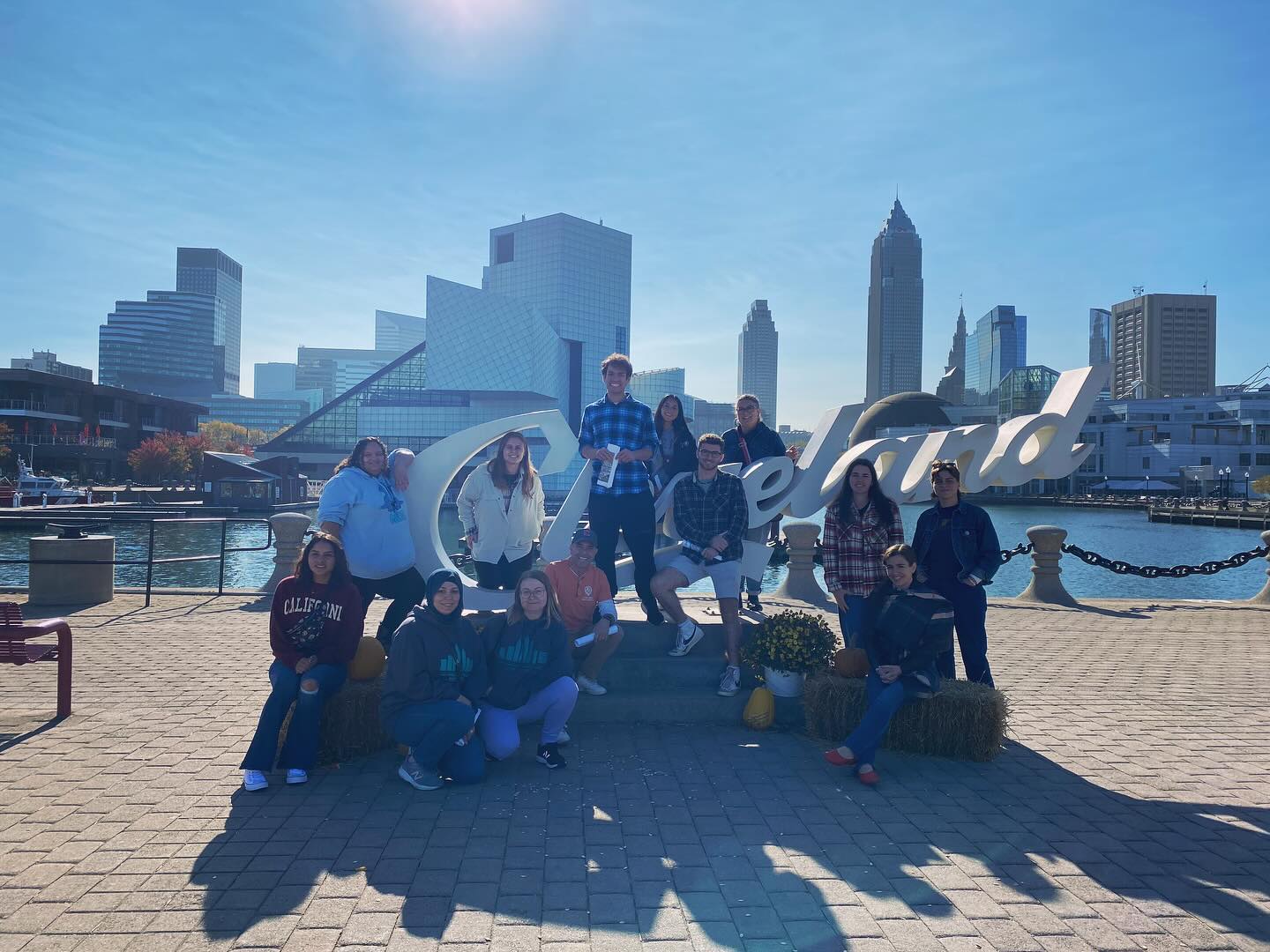 Thinking about the past, present, and future of Cleveland’s Lakefront with @ursulinecollege @tric.mandelscholars and @teachcle How do we activate space through humanities lenses and ensure access to #lakeerie … Thanks to @modernlanguageassn for making this possible! #MLAPathways #RustBeltLab