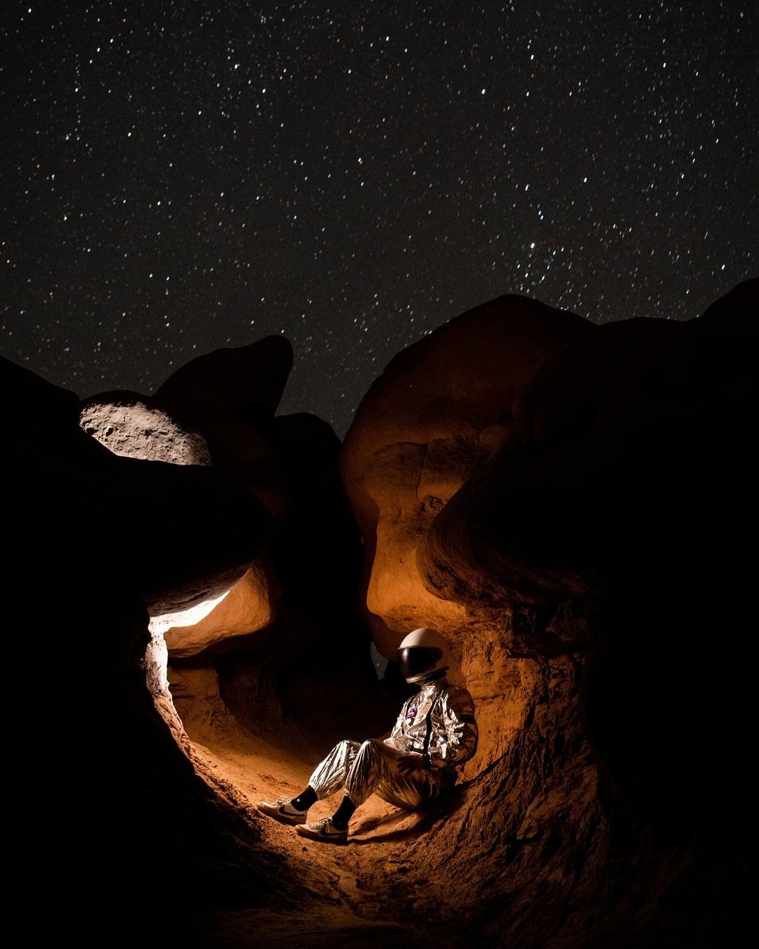 Halloween 2022 👩🏽🚀🧑🏼🚀✨🌌
Our favorite Halloween shoot. I don’t know if we will ever beat it. 😅 We traveled down to goblin valley to take these - the stars are real and more beautiful in person! We highly recommend visiting Goblin Valley it’s our favorite park we’ve been to.