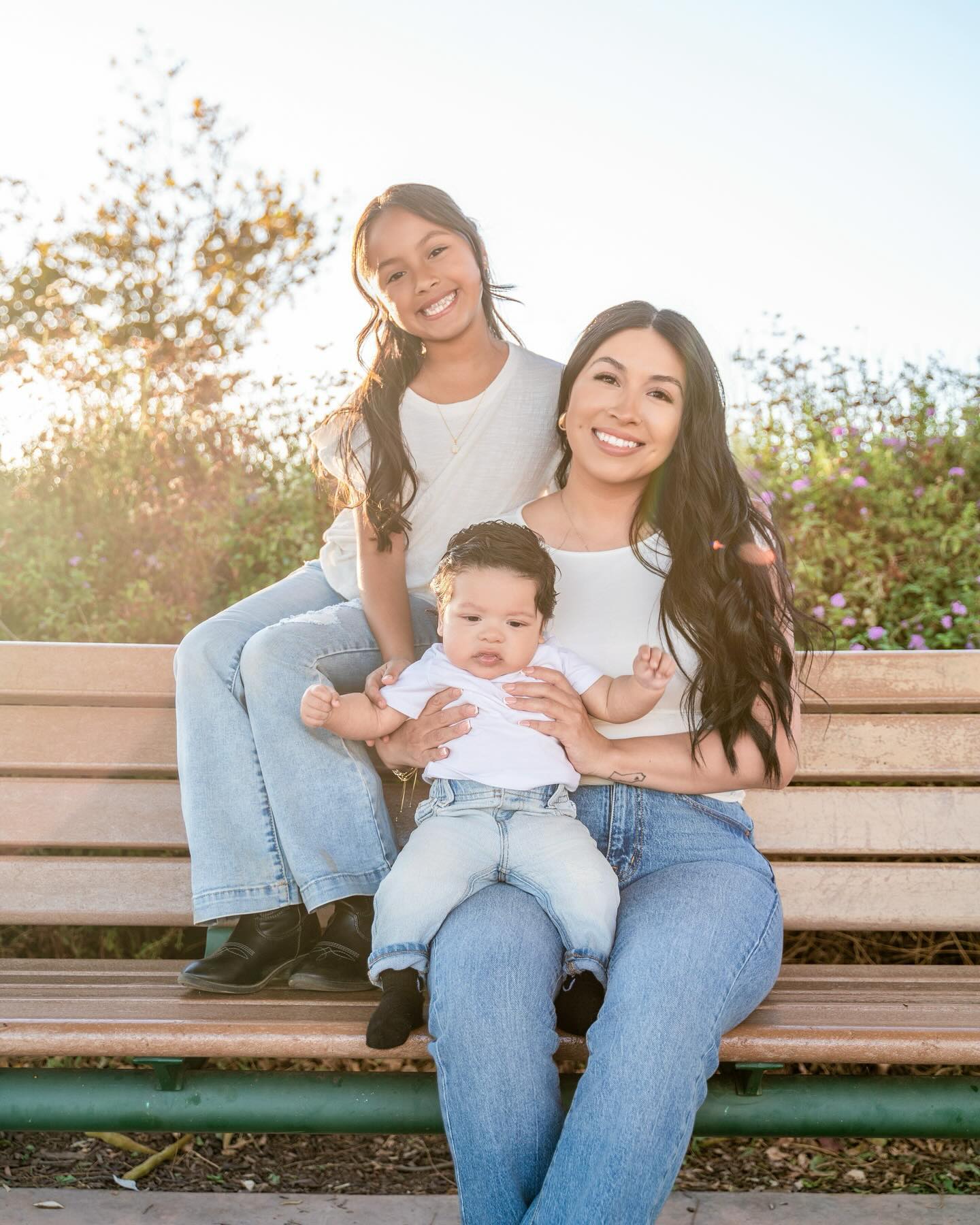 Capturing the love, laughter, and togetherness of this beautiful family was such a joy! Moments like these are timeless and precious – thank you for letting me freeze them in time 📸❤️
#FamilyPhotography #FamilyLove #Togetherness #CandidMoments #CapturingMemories #LifestylePhotography #InlandEmpirePhotographer #OnlyOnCamera #NaturalLightPhotography #PhotoOfTheDay #FamilyPhotoshoot #ProfessionalPhotographer #PhotographyLife #FamilyPortraits #MemoriesInTheMaking #FamilyTime #PortraitPhotography