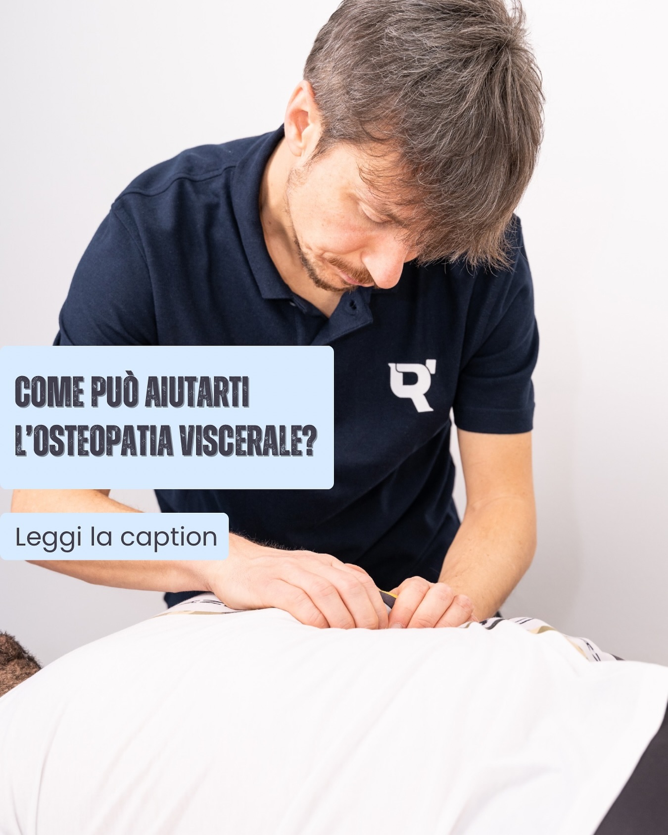 Osteopatia: ๐๐๐๐๐๐๐๐๐ ๐๐๐๐๐๐๐๐๐, ne hai mai sentito parlare?
Le tecniche manipolative sono delicate e si concentrano sulla mobilitร e funzionalitร dei tessuti di sostegno, in relazione anche alle componenti anatomiche circostanti a cui sono profondamente collegati.
โPerchรฉ รจ importante?
Le strutture viscerali non sono statiche, ma si muovono e si relazionano tra loro. Quando questi movimenti sono limitati a causa di infiammazione cronica, tensioni, tessuti aderenziali o altre cause, possono insorgere problematiche.
๐จ๐ปโโ๏ธ Da RiEDUCA, @osteopata_marcobecilli puรฒ aiutarti a risolvere disturbi come problemi digestivi, dolori muscolo-scheletrici collegati e disturbi funzionali, promuovendo il riequilibrio dellโintero organismo e la salute e il benessere della persona.
Insieme a Marco, il nostro team - @sara.giuliodori_chinesiologa , @massofisio_ar e @sarabiologanutrizionista - lavorerร in sinergia per offrirti un percorso personalizzato.
Creeremo un piano su misura per te, combinando tecniche manuali, esercizio fisico e alimentazione equilibrata.
๐ Studio RiEDUCA - Urbino
๐ Whatsapp: 379 229 8557
๐ www.studiorieduca.com
#benessere #osteopatia #oateopatiaviscerale #osteopata #salute #movimento #sport #urbino #chinesiologo #nutrizionista #nutrizione #stiledivitasano #curadelcorpo