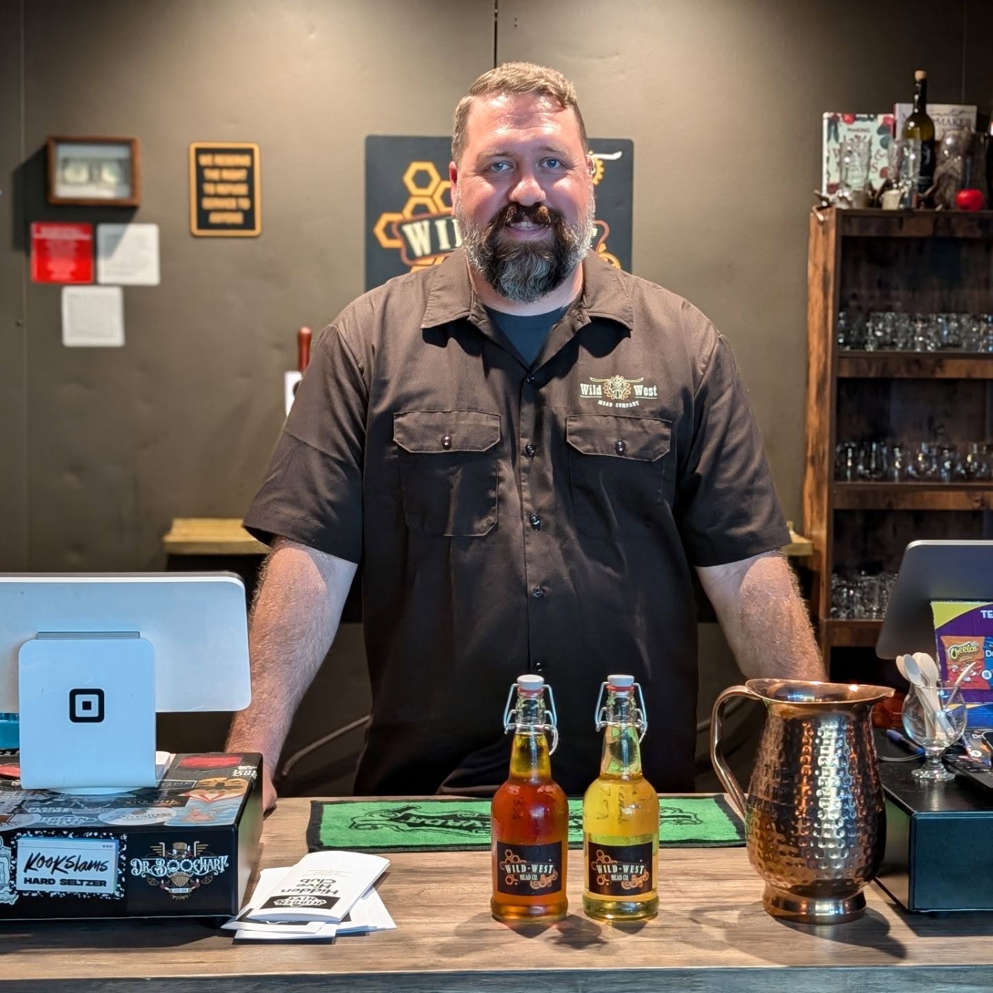 Keith Wiedermann at Wild West Mead Company talks us into being I Like Mead too the Podcast!
Great story and the Jeffs are all in on mead.
Take a listen wherever you get your podcasts, or click the link in the bio.
#mead #meadmaking #drinklocal
#supportlocal #sdbeer #beeroftheday #breweryvisit #podcastersofinstagram #beernerd #beerlover #vista