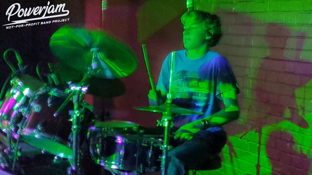 Now that's how to leave it ALL onstage! Powerjam band 'Bunch of Noise' last night, with their rendition of 'Take The Power Back'. Big thanks to @afc_soundcheck for having us at what was an awesome Halloween event and line up of great bands!
#takethepowerback @archangels.band @on_the_wire_band @handful_of_nothing_
@afc_heathamhouse
#HeathamHouse #RichmondYouthService #youth #youthclub #youthcentre #youthactivities #positiveactivities #youthwork #youthworkworks #nonprofit #volunteer #volunteering #youthgroup #Kingstonuponthames #richmonduponthames #twickenham #kingstonuponthames #4YOUth