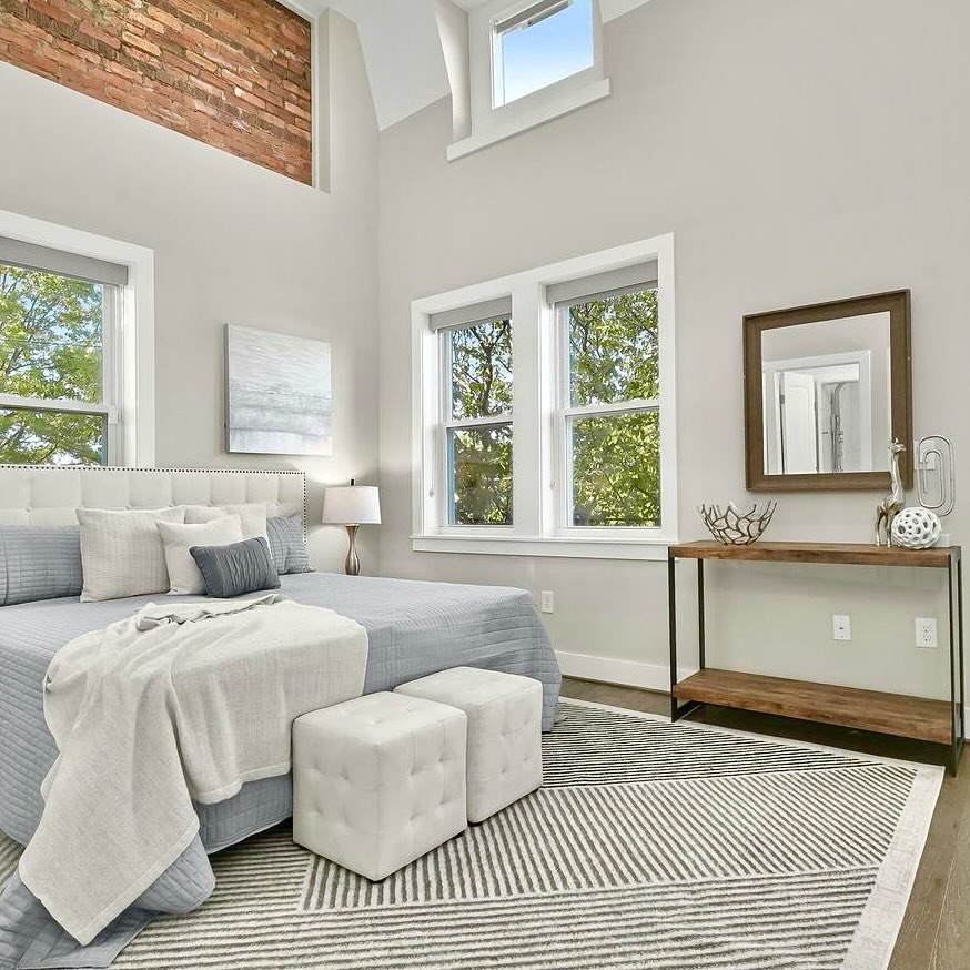 Beautiful stage in DC #vacantstaging #staginghomes #dchomestagers