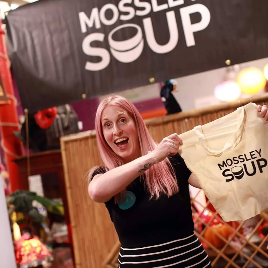 I still can't quite believe it!!
We only went and won the pot of money at @mossleysoup on Thursday night!! A total of over £1600!!!
We are going to spend it on two full day family first aid days through @milliestrust - so watch this space!!
There were 3 other very deserving projects on the night, it wasn't easy getting up and pitching in front of all those people. It was such an amazing night! I will be back at the next Mossley Soup in February to talk about our project.
Thank you to @emmausmossley for hosting the night, and for everyone that voted for us!
So lovely having Adam and my girls there to support me ❤️
Photos courtesy of @mossleysoup
Emma x