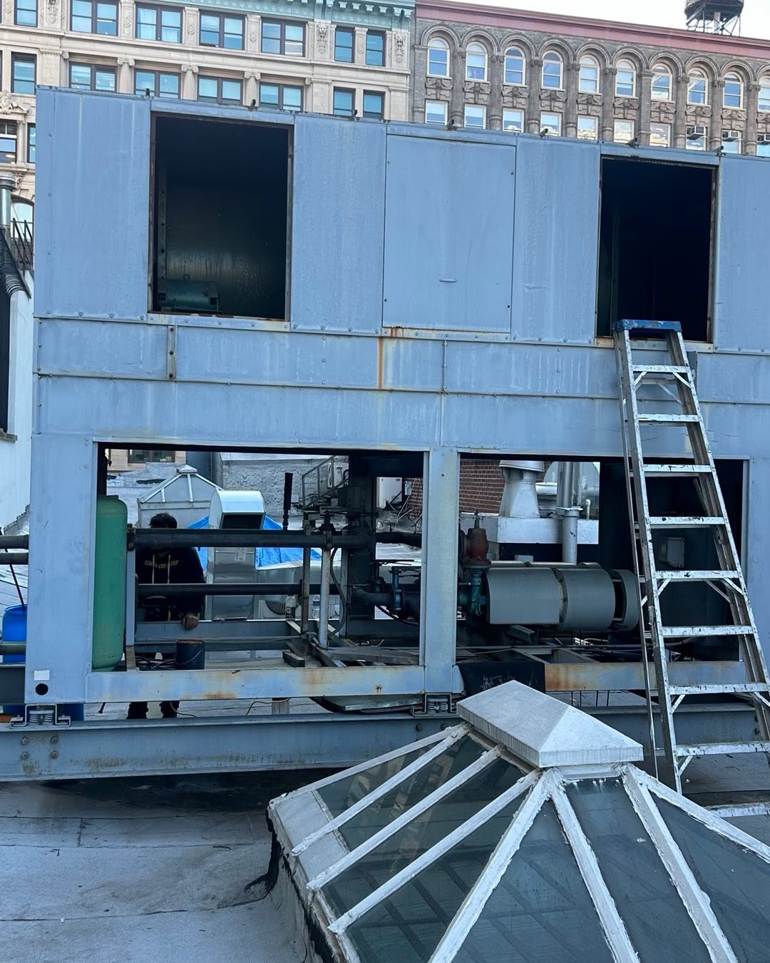 No job is to big or small. We are happy to service you in all your HVAC needs. Call 📞- Text ⌨️or E-mail us 📧- We are available 24/7 emergency 🚨 services as well 💪💯 #hvac #nyc #newyorkcity #manhattan #soho #tribeca #downtownnyc #chinatownnyc #midtownnyc #uptownnyc #boilers #heating #airconditioning #commercial #residential #hvacinstall #hvacrepair #hvacservice #hvacmaintenance