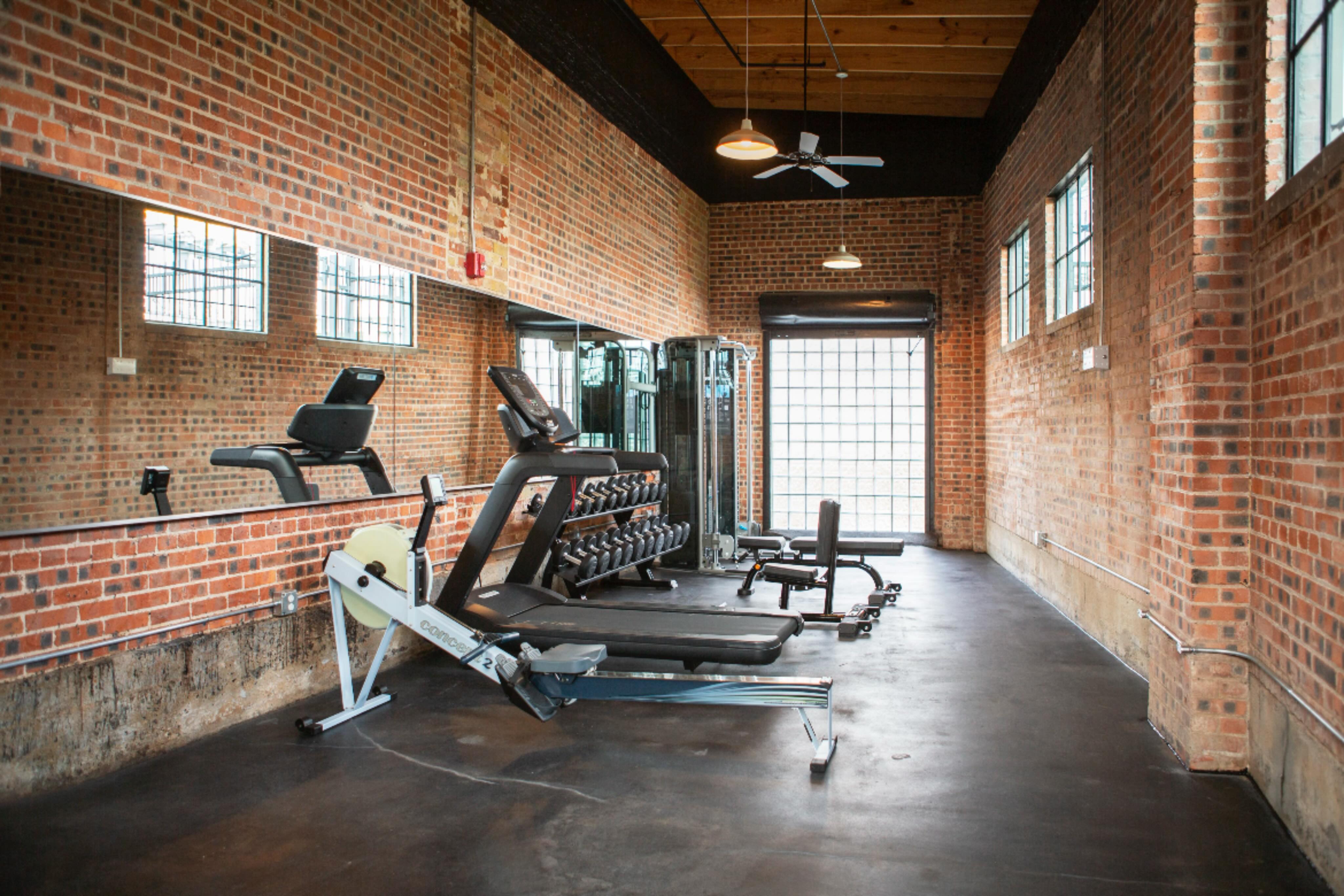 Get your fitness goals closer to home! 🏋🏼♂️✨Our resident-exclusive gym is fully equipped and ready for your next workout—no commute required! #expopark #expoparkdallas #expoparkgym