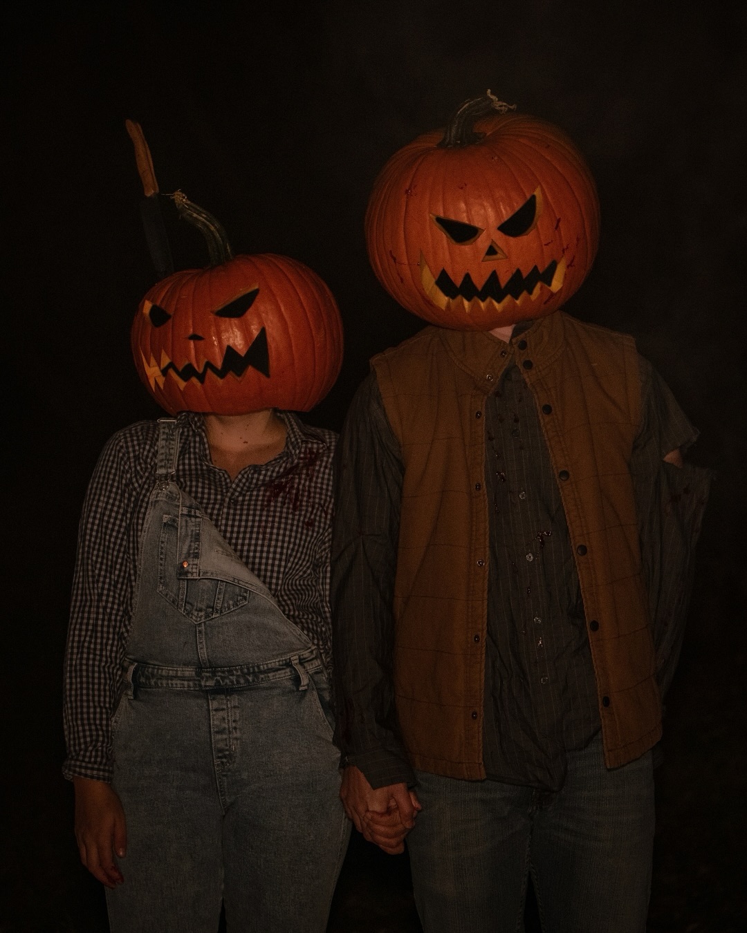 Everyone hail to the pumpkin king 🎃
Halloween 2024
We were strapped for time this year, but I loved playing with the lights and smoke.