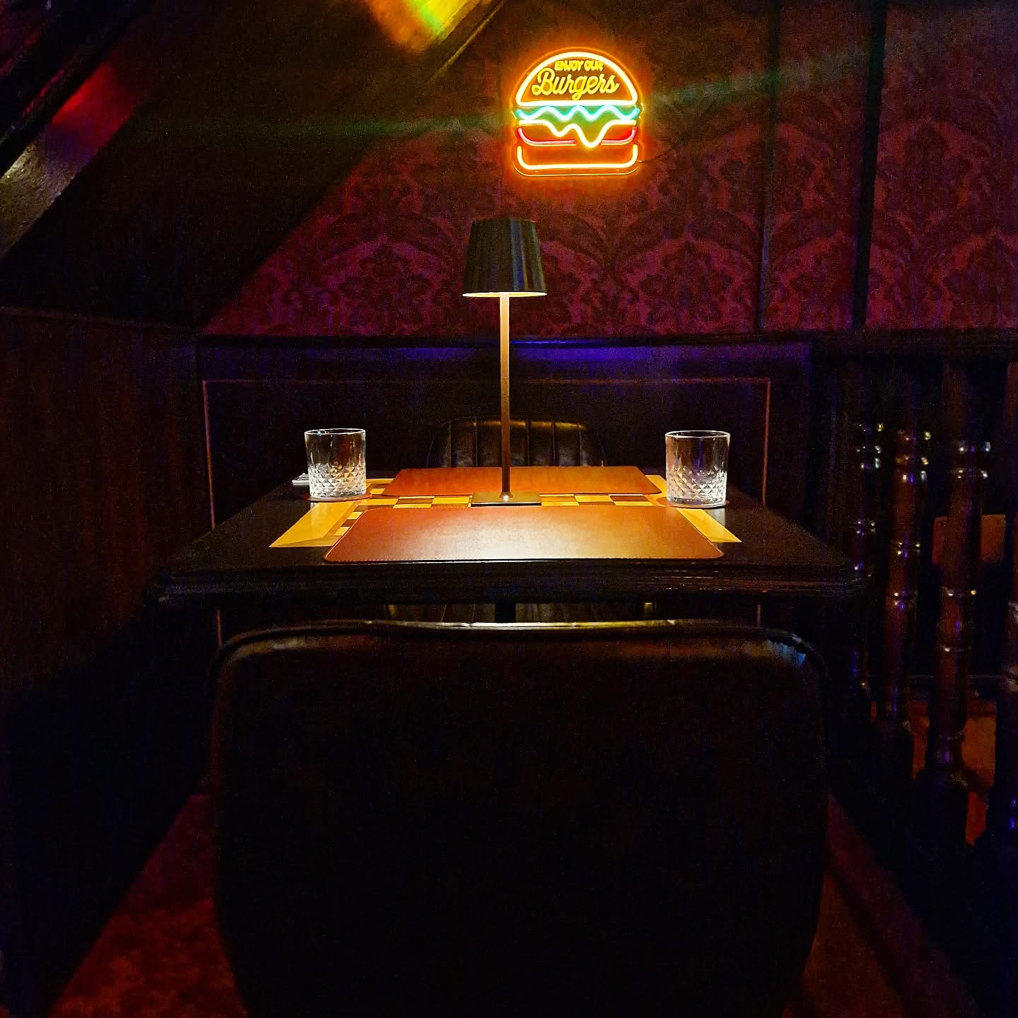 Time to unwind and savor the evening with great food and a perfect vibe 🍴🍻
#pub #food #cucinaitaliana #gastronomia #ristorazione #cibobuono #foodlover #piatti #foodporn #gusto #cucina #chef #pasta #pizzalover #drink #birra #cibogood #foodie #dinner #restaurantlife #italianfood #foodstagram #cucinaitaliana #delicious #ciboegusto #foodphotography #mangiarebene