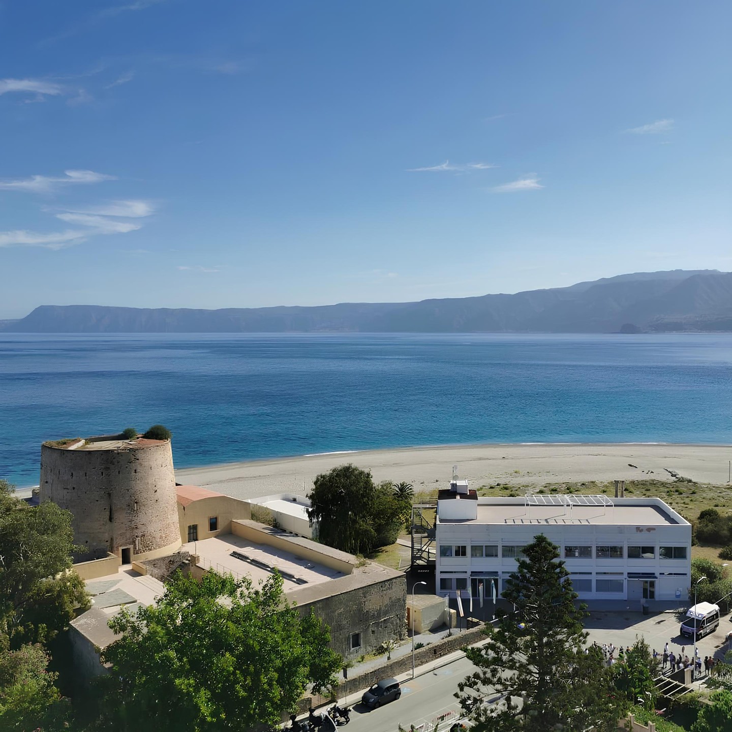 Discover the magic of Capo Peloro!
This monumental complex is home to the Horcynus Orca Museum of Contemporary Art (M.A.C.H.O). Adjacent to it is the headquarters of the Horcynus Orca Foundation, a modern venue supporting cultural events and gatherings. Here, art, history, and nature come together, creating a breathtaking backdrop for inspiration. 🌊🌿
.
Ph. by @rocaf91
.
#CapoPeloro #VisitCapoPeloro #PuntaDelFaro #TorreFaro #Messina #VisitMessina #DiscoverMessina #Sicily #VisitSicily #NorthSicily #SounthItaly #HorcynusOrca #ContemporaryArt #CulturalHeritage